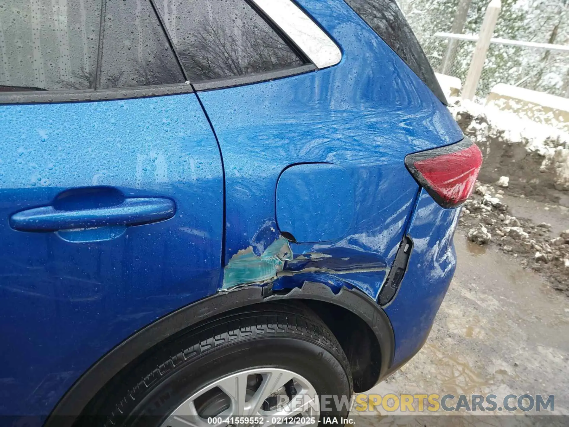 6 Photograph of a damaged car 1FMCU0GN8PUA75076 FORD ESCAPE 2023