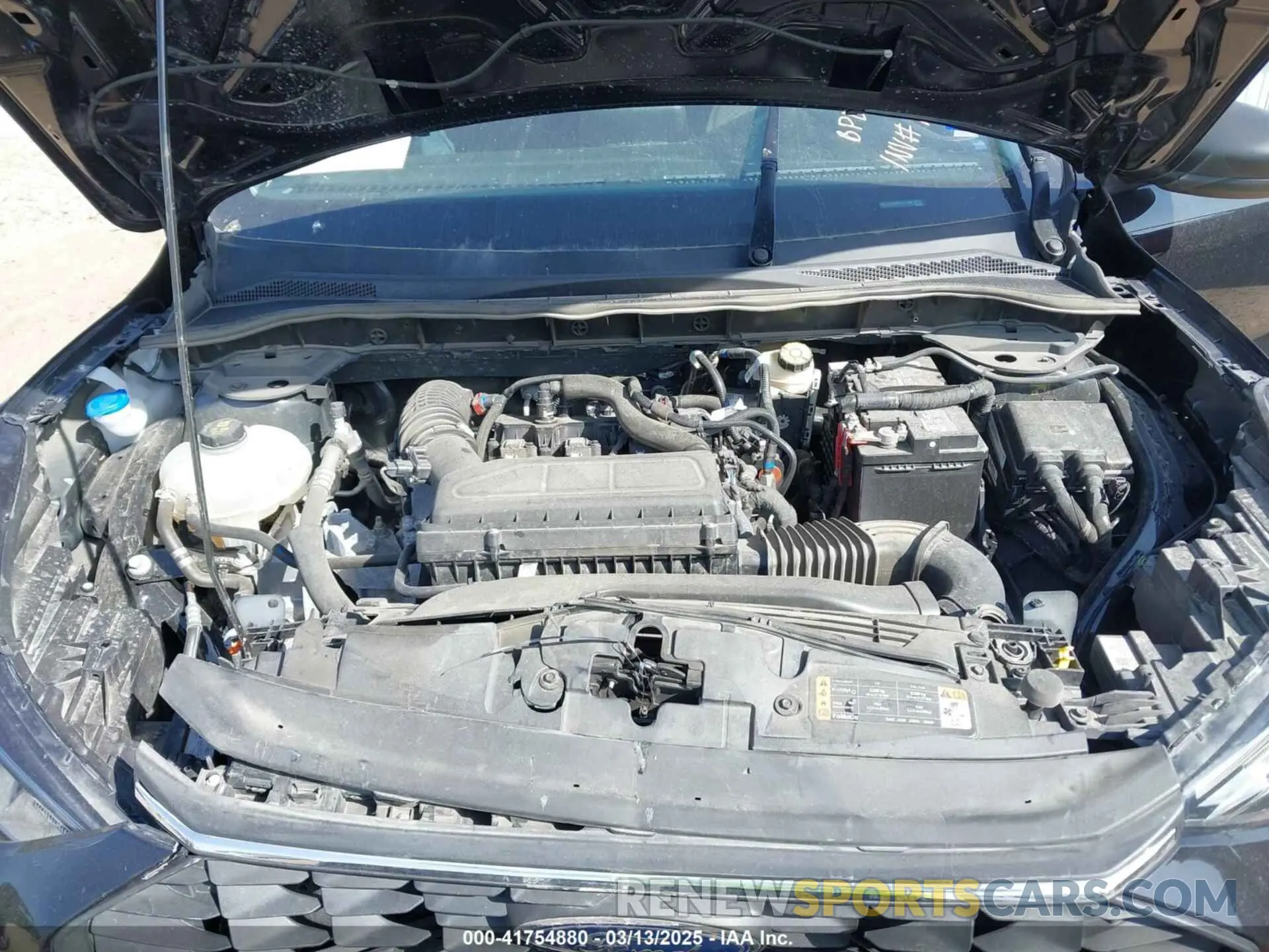10 Photograph of a damaged car 1FMCU0GN8PUA76406 FORD ESCAPE 2023
