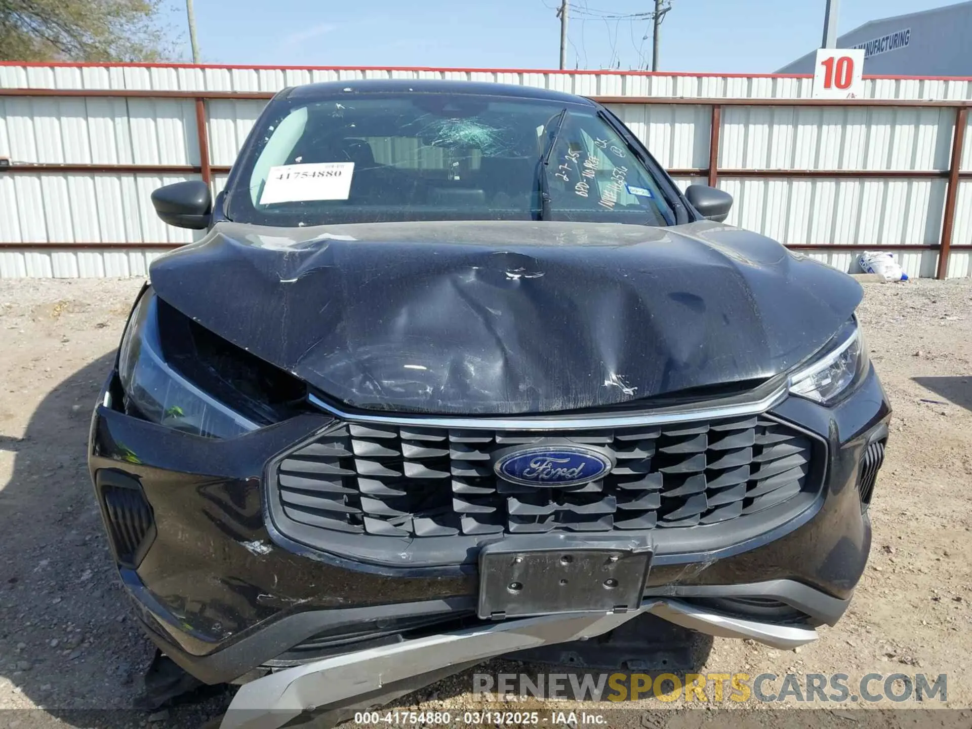 11 Photograph of a damaged car 1FMCU0GN8PUA76406 FORD ESCAPE 2023
