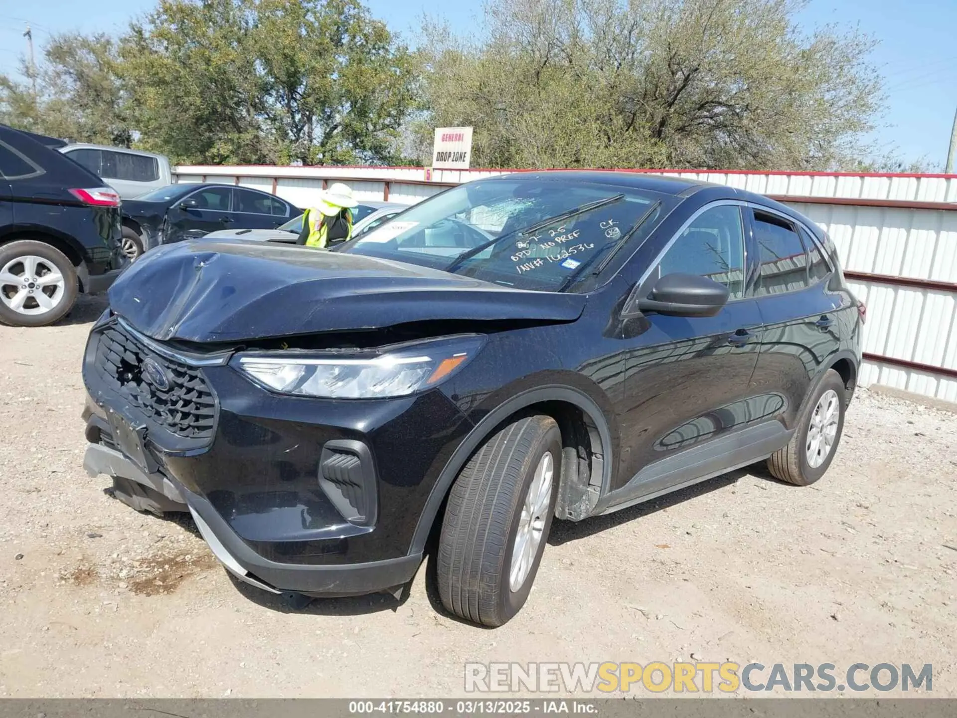 2 Photograph of a damaged car 1FMCU0GN8PUA76406 FORD ESCAPE 2023