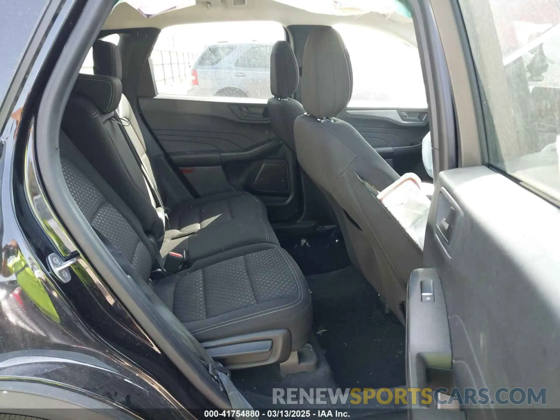 8 Photograph of a damaged car 1FMCU0GN8PUA76406 FORD ESCAPE 2023