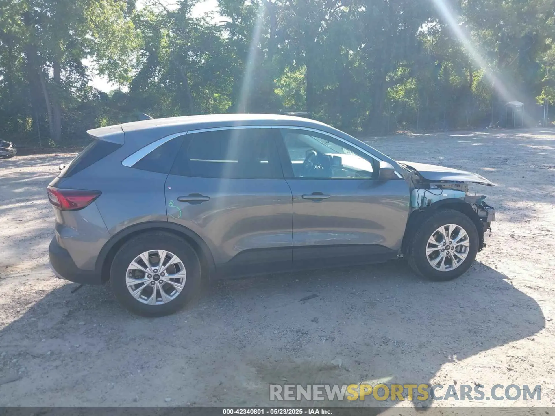 14 Photograph of a damaged car 1FMCU0GN9PUA08812 FORD ESCAPE 2023