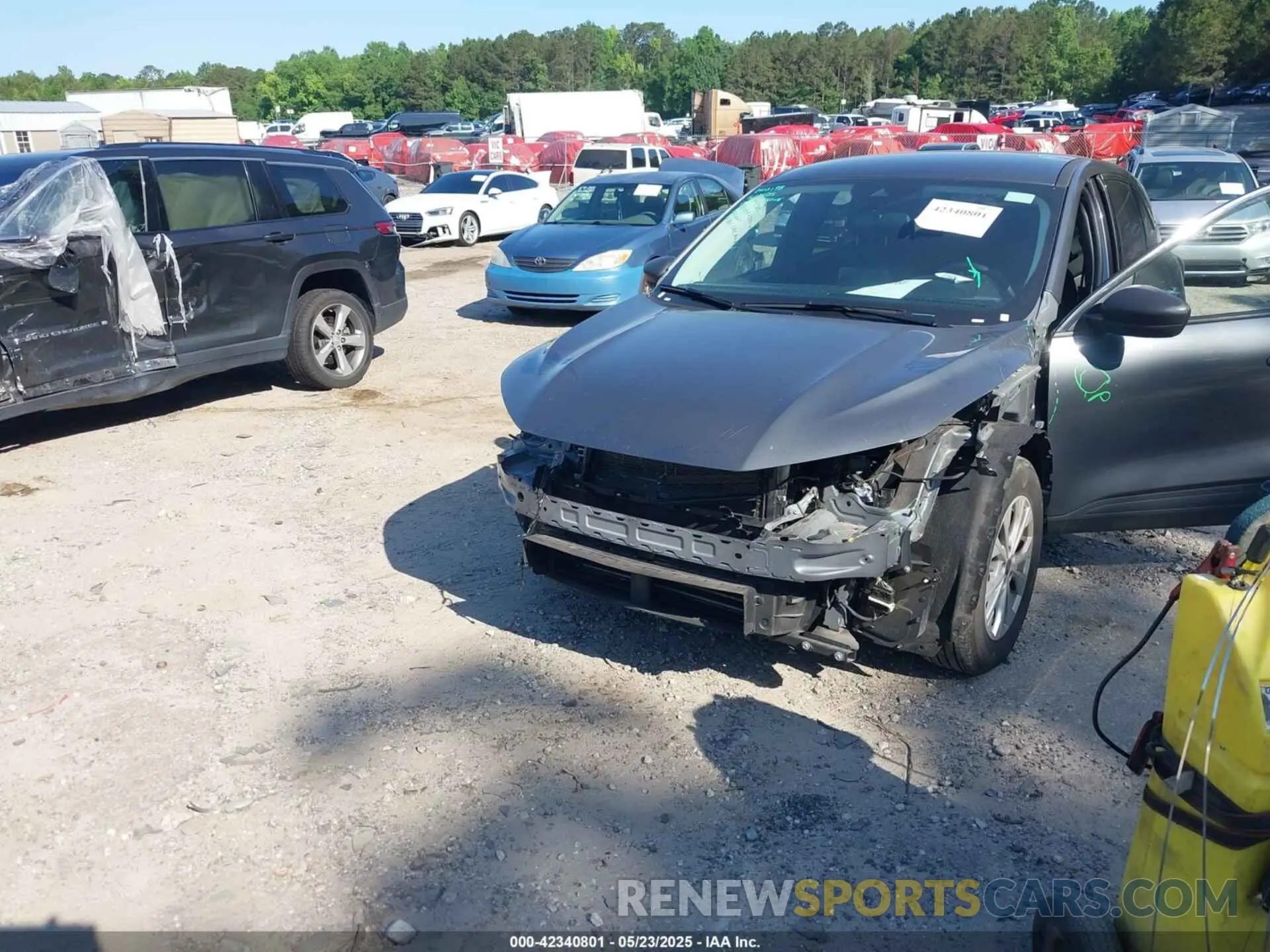 6 Photograph of a damaged car 1FMCU0GN9PUA08812 FORD ESCAPE 2023