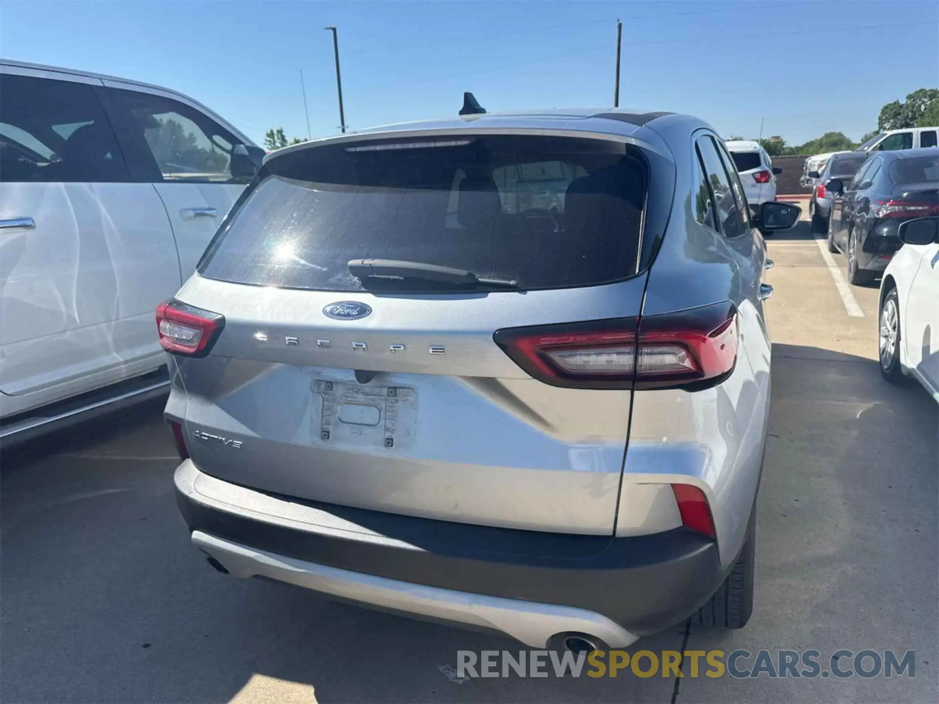 12 Photograph of a damaged car 1FMCU0GN9PUA26310 FORD ESCAPE 2023
