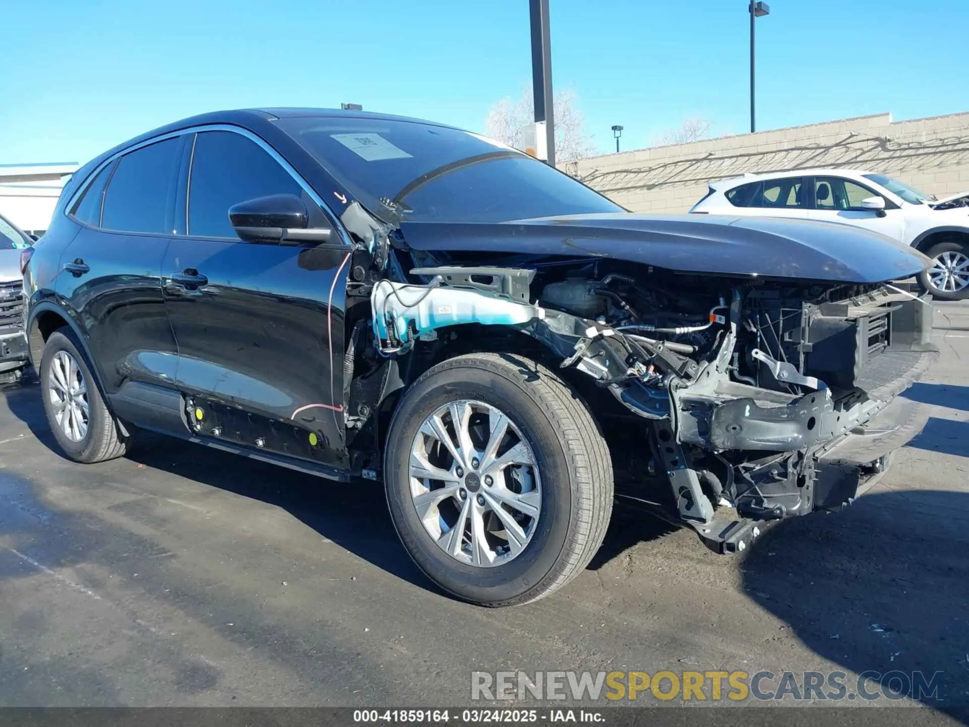 6 Photograph of a damaged car 1FMCU0GN9PUB12426 FORD ESCAPE 2023