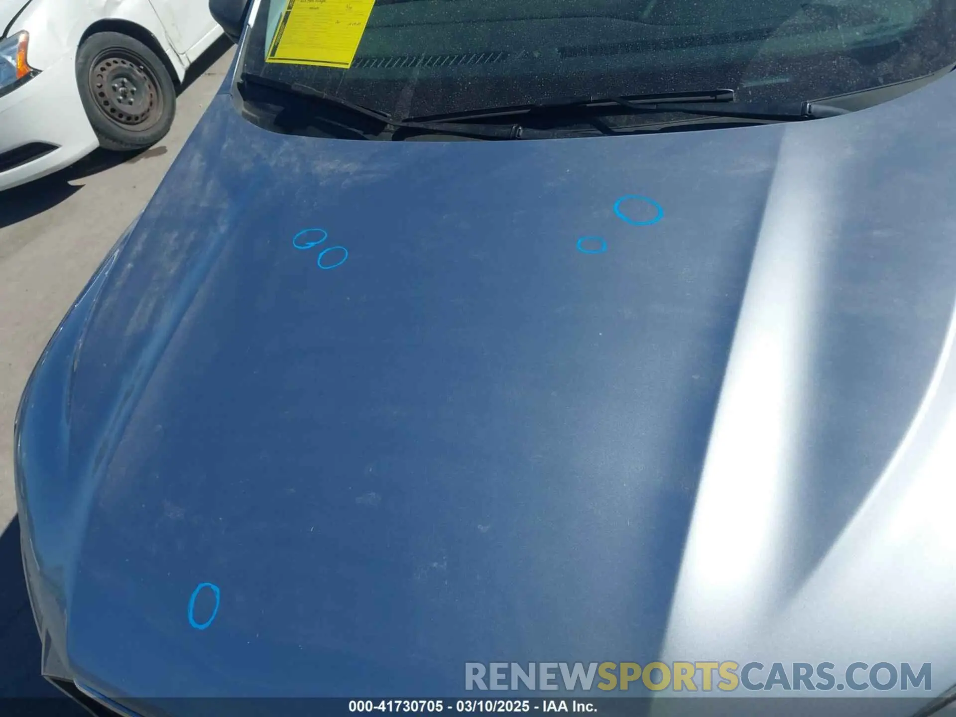 18 Photograph of a damaged car 1FMCU0GN9PUB35527 FORD ESCAPE 2023