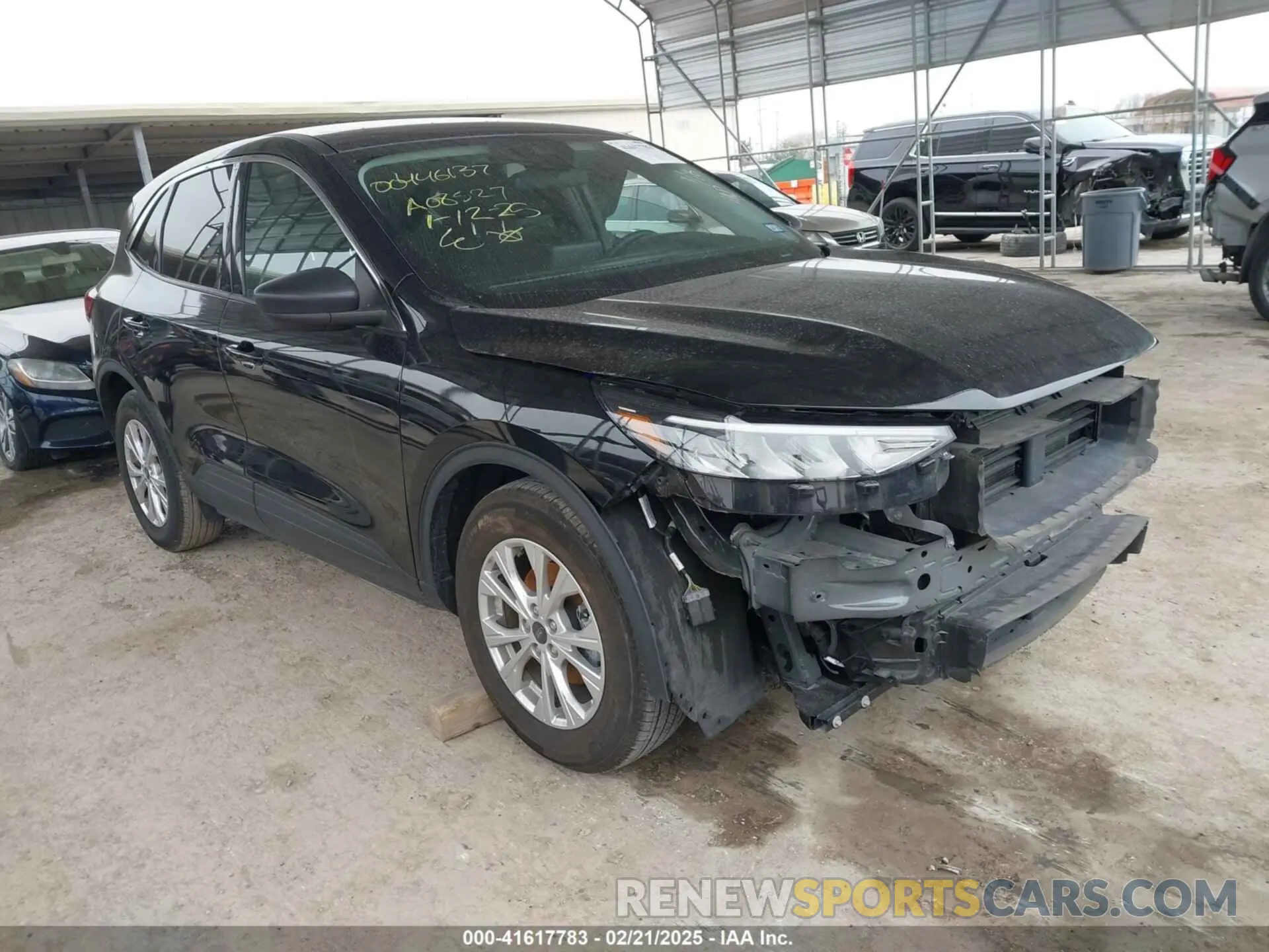 1 Photograph of a damaged car 1FMCU0GNXPUA08527 FORD ESCAPE 2023