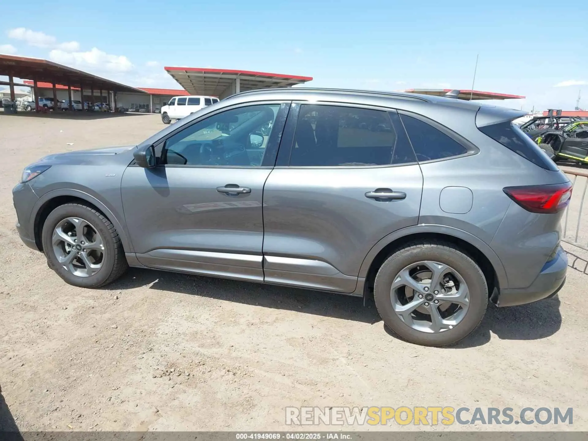 14 Photograph of a damaged car 1FMCU0MN0PUA42013 FORD ESCAPE 2023