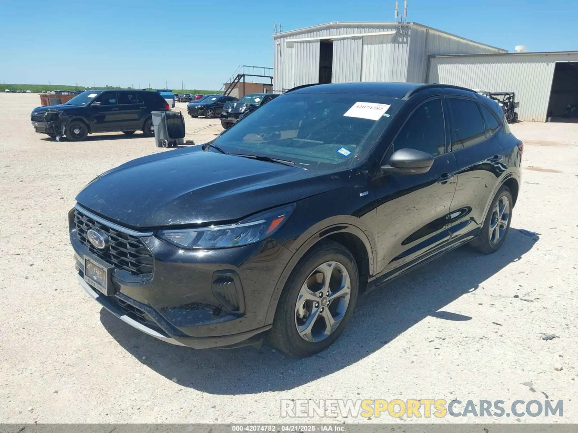 2 Photograph of a damaged car 1FMCU0MN1PUB38541 FORD ESCAPE 2023
