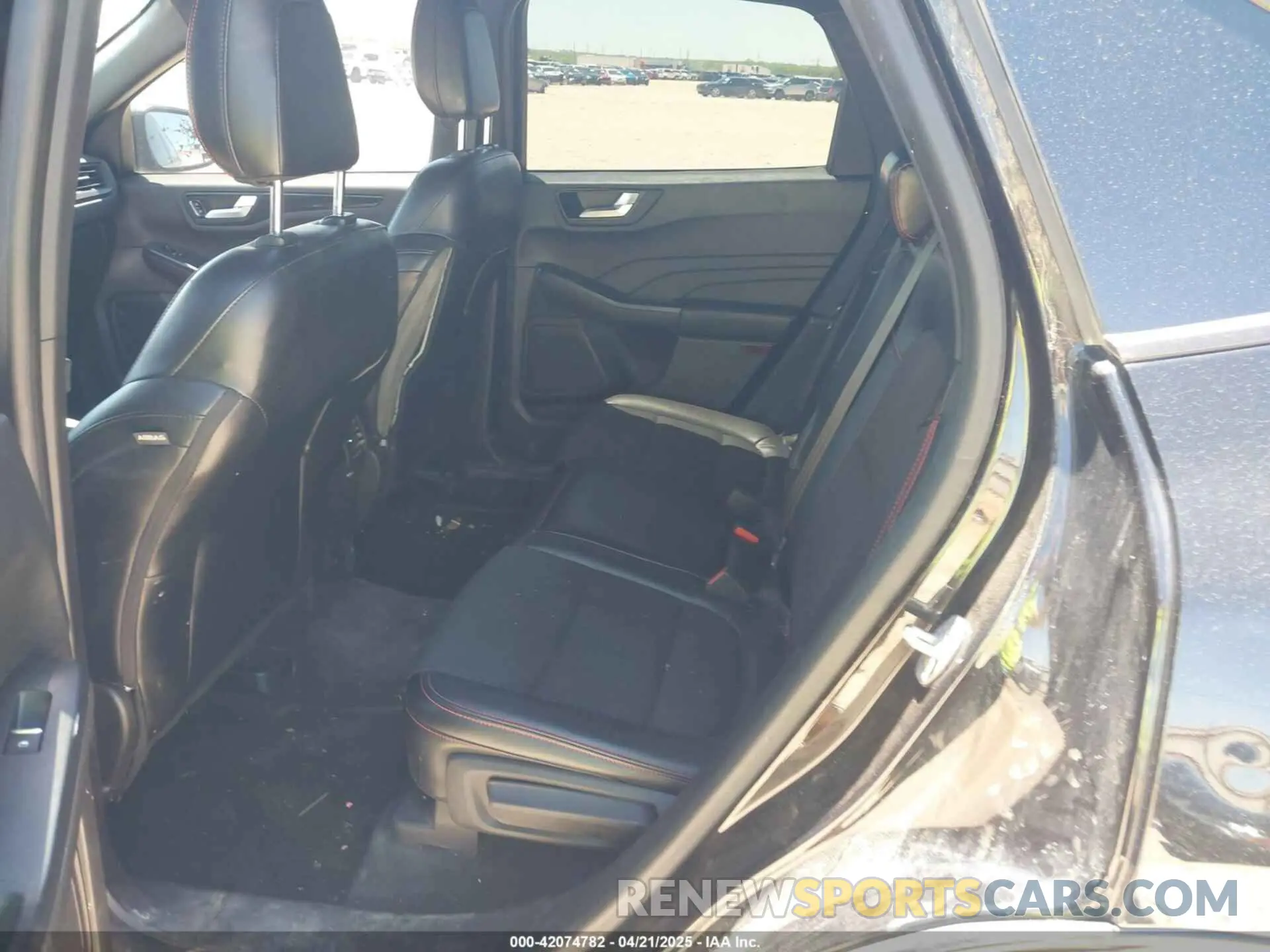 8 Photograph of a damaged car 1FMCU0MN1PUB38541 FORD ESCAPE 2023