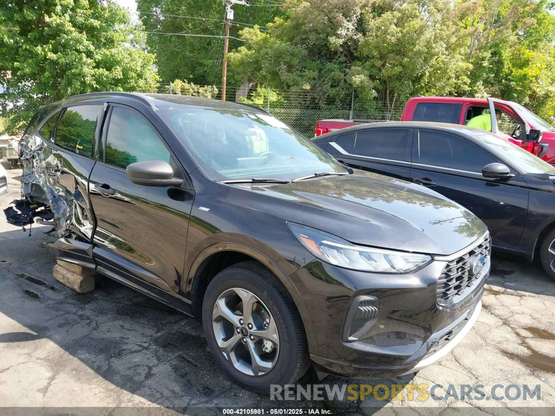 1 Photograph of a damaged car 1FMCU0MN2PUB46678 FORD ESCAPE 2023