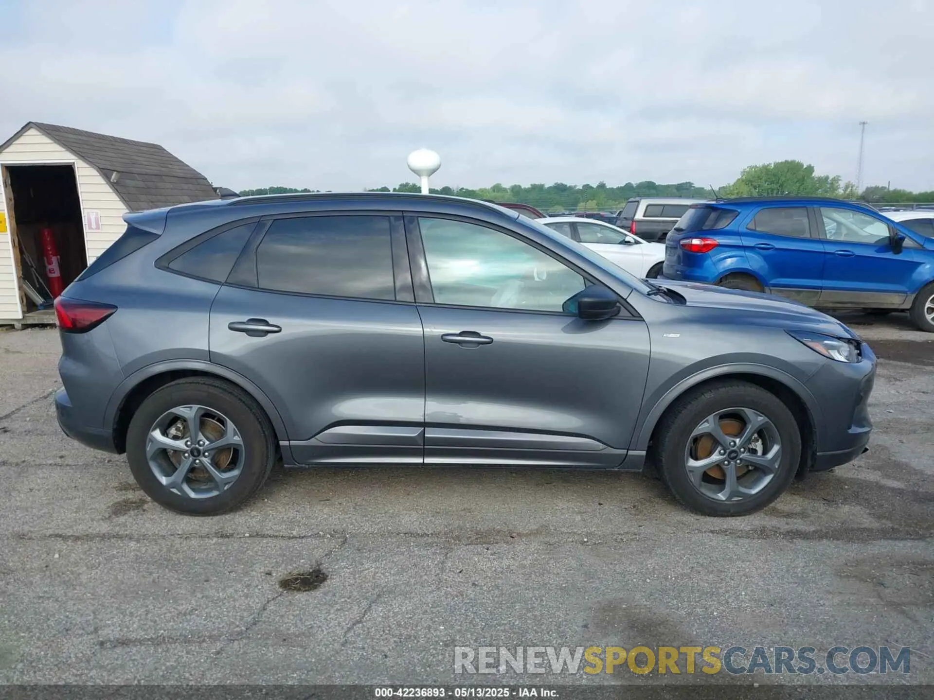 14 Photograph of a damaged car 1FMCU0MN3PUA27442 FORD ESCAPE 2023