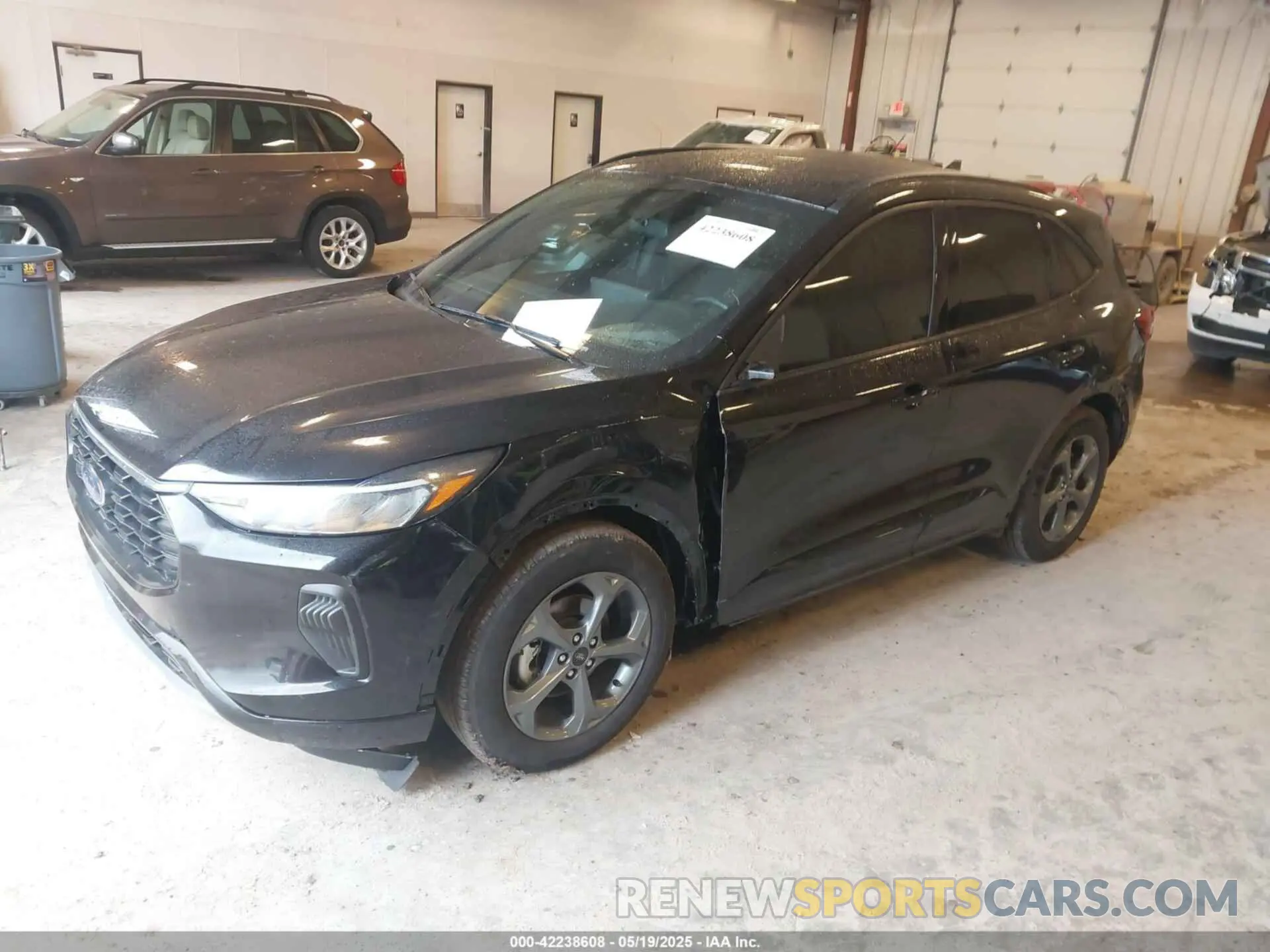 2 Photograph of a damaged car 1FMCU0MN3PUA50641 FORD ESCAPE 2023