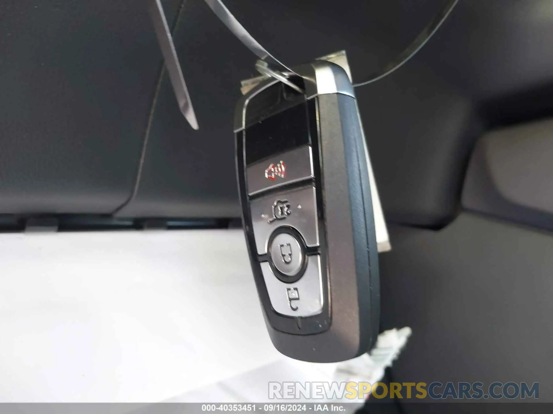 11 Photograph of a damaged car 1FMCU0MN5PUA37731 FORD ESCAPE 2023