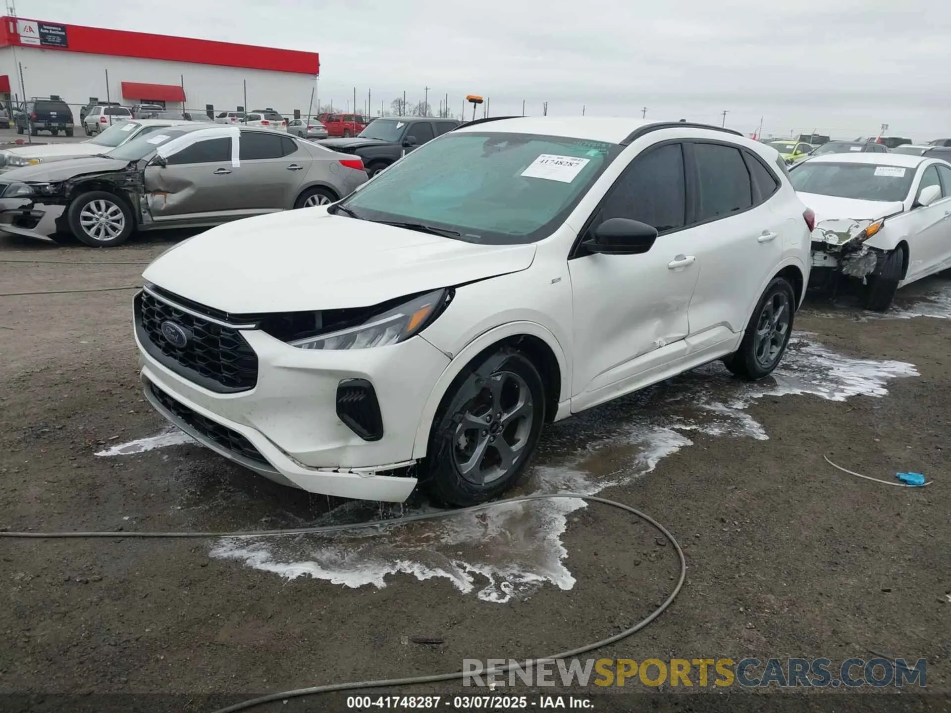 2 Photograph of a damaged car 1FMCU0MN5PUA89621 FORD ESCAPE 2023