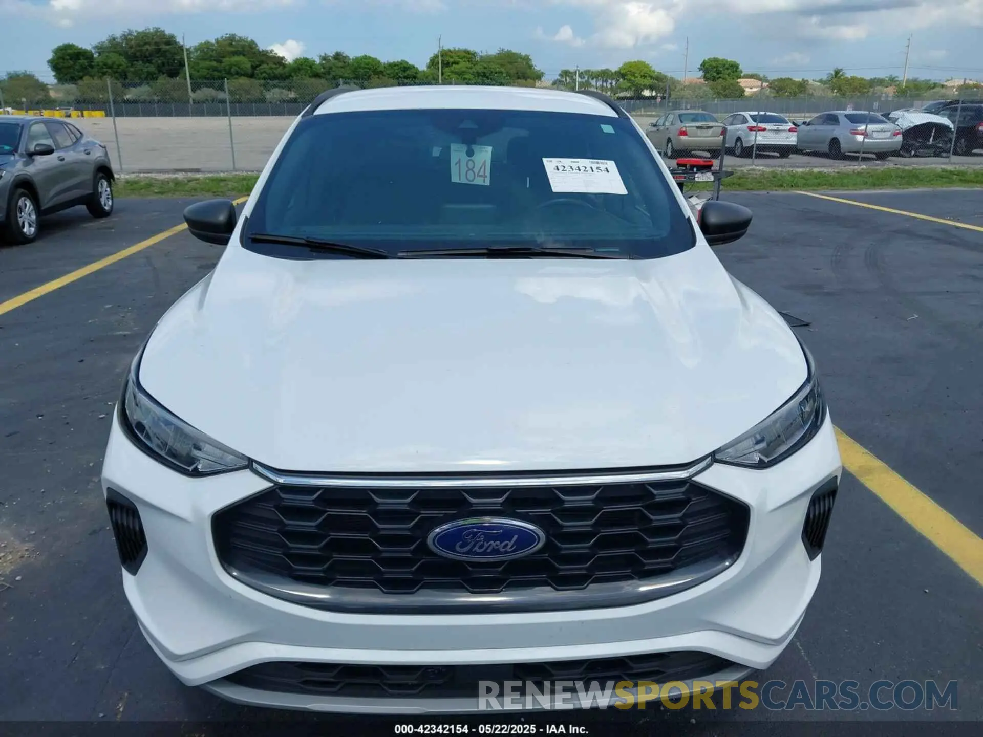 13 Photograph of a damaged car 1FMCU0MN6PUA59625 FORD ESCAPE 2023