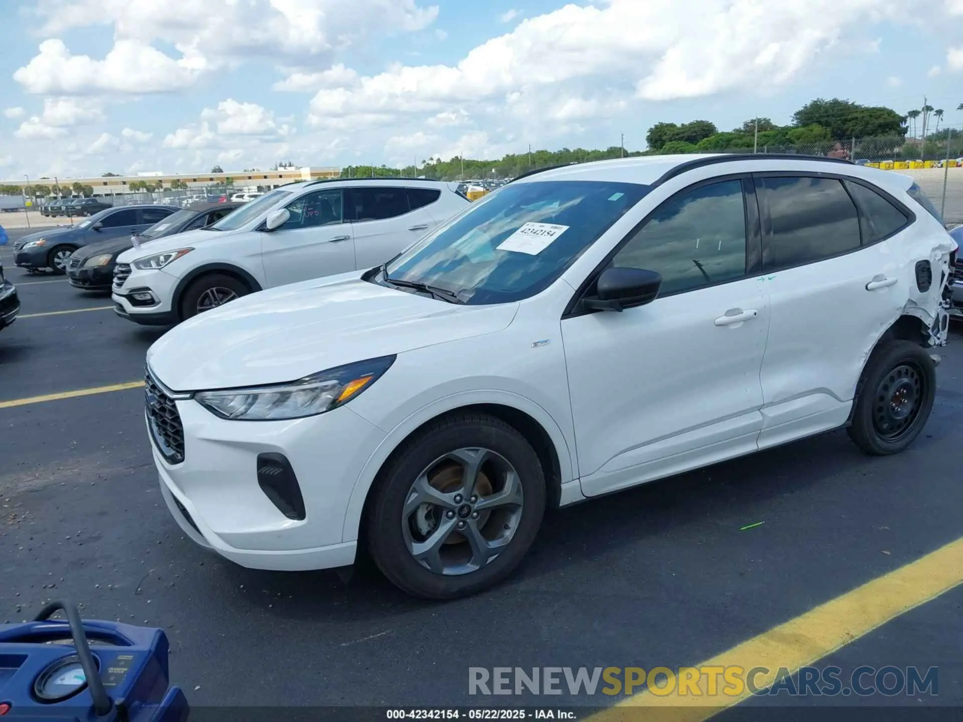 2 Photograph of a damaged car 1FMCU0MN6PUA59625 FORD ESCAPE 2023