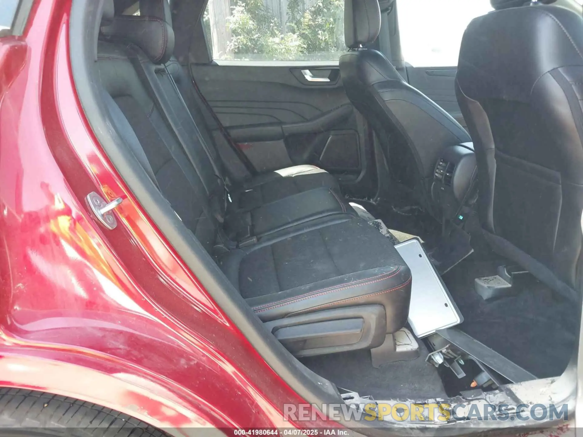 8 Photograph of a damaged car 1FMCU0MN6PUA77266 FORD ESCAPE 2023