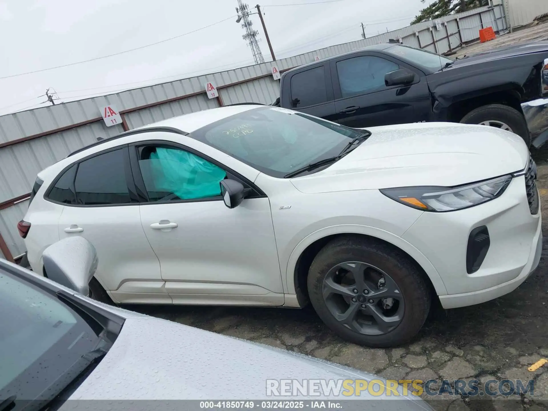 12 Photograph of a damaged car 1FMCU0MN6PUA90843 FORD ESCAPE 2023