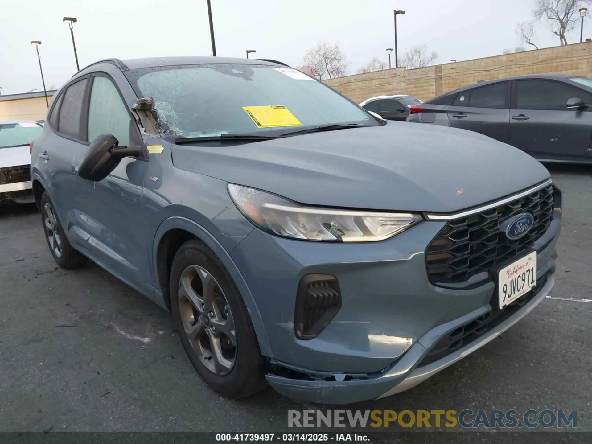 1 Photograph of a damaged car 1FMCU0MN8PUB11207 FORD ESCAPE 2023