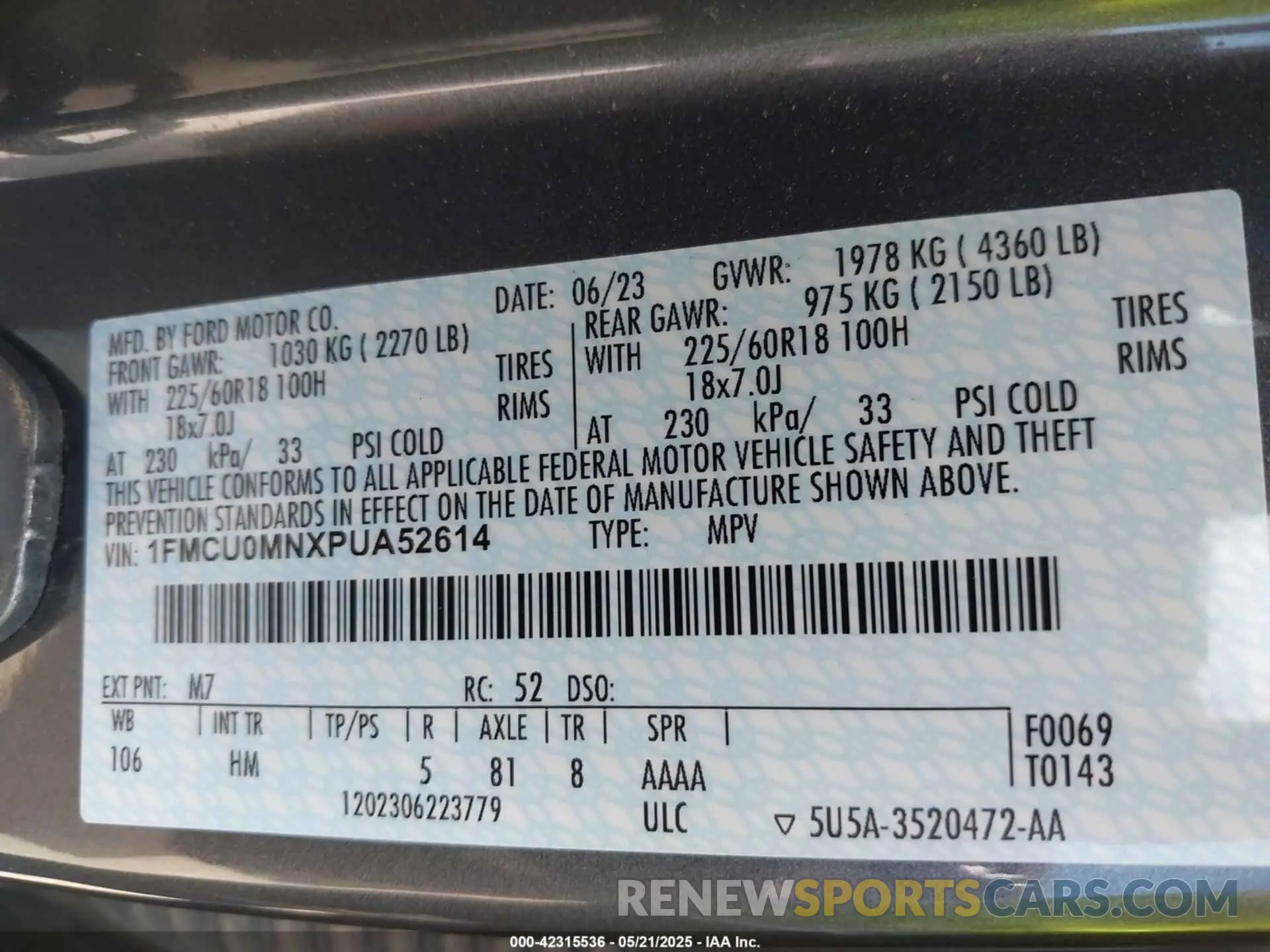 9 Photograph of a damaged car 1FMCU0MNXPUA52614 FORD ESCAPE 2023