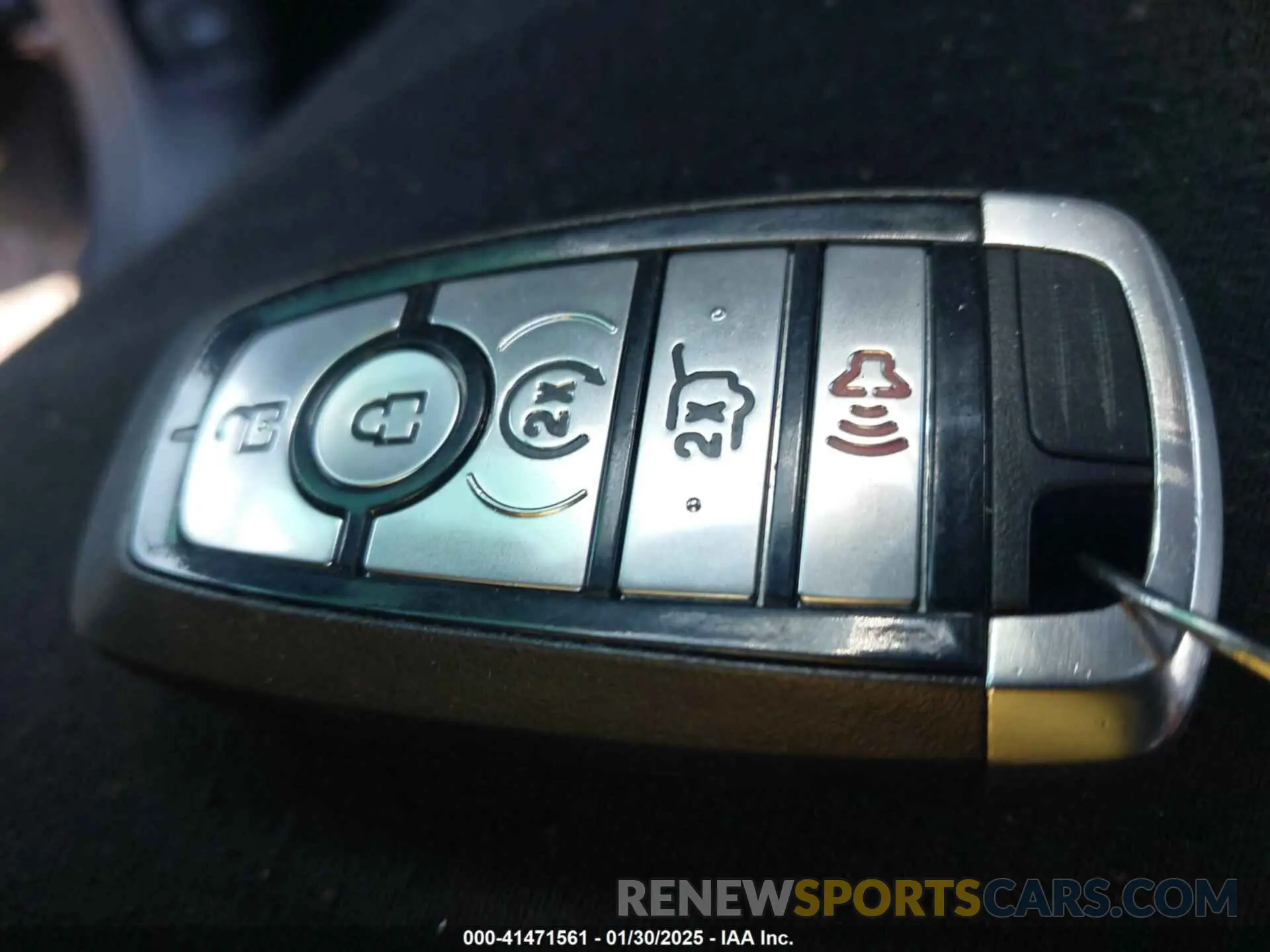 11 Photograph of a damaged car 1FMCU9GN0PUA73908 FORD ESCAPE 2023
