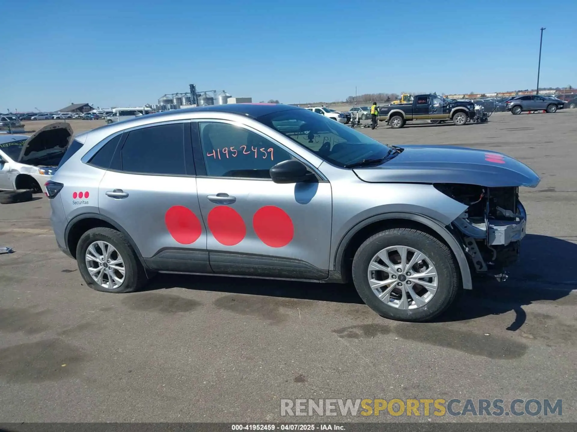 14 Photograph of a damaged car 1FMCU9GN4PUA71062 FORD ESCAPE 2023