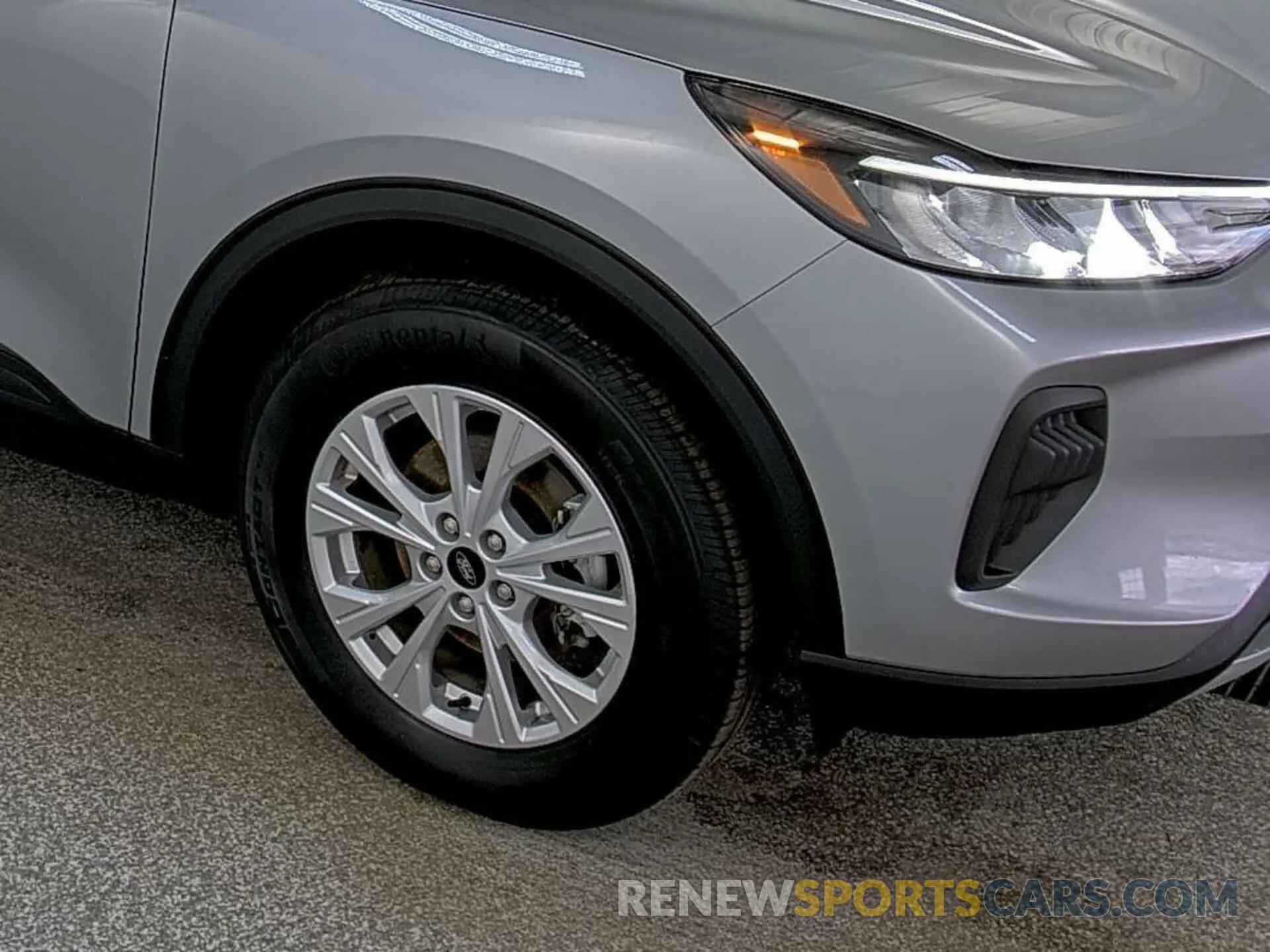 14 Photograph of a damaged car 1FMCU9GN6PUA26169 FORD ESCAPE 2023