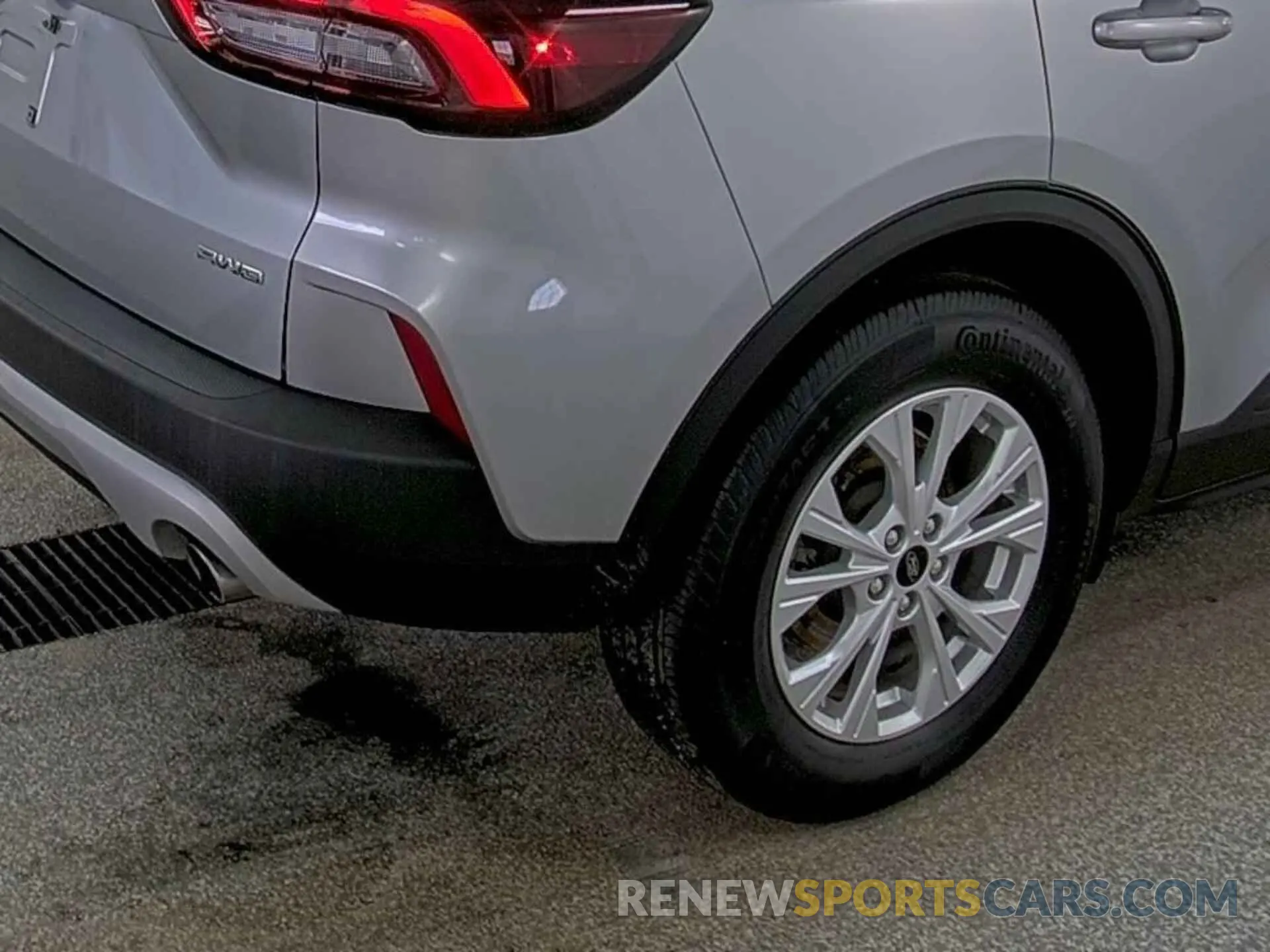 8 Photograph of a damaged car 1FMCU9GN6PUA26169 FORD ESCAPE 2023