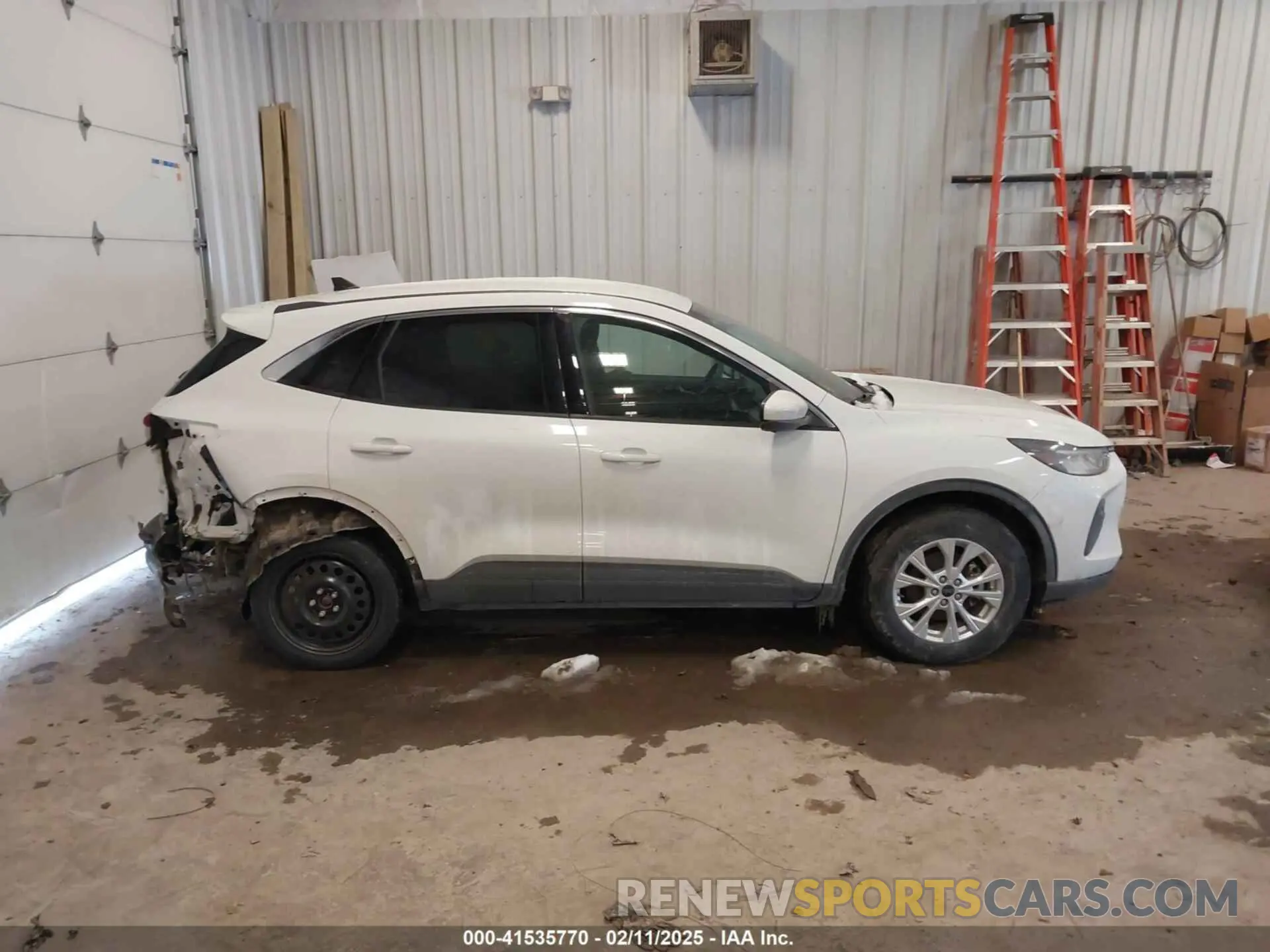 13 Photograph of a damaged car 1FMCU9GN6PUA88591 FORD ESCAPE 2023
