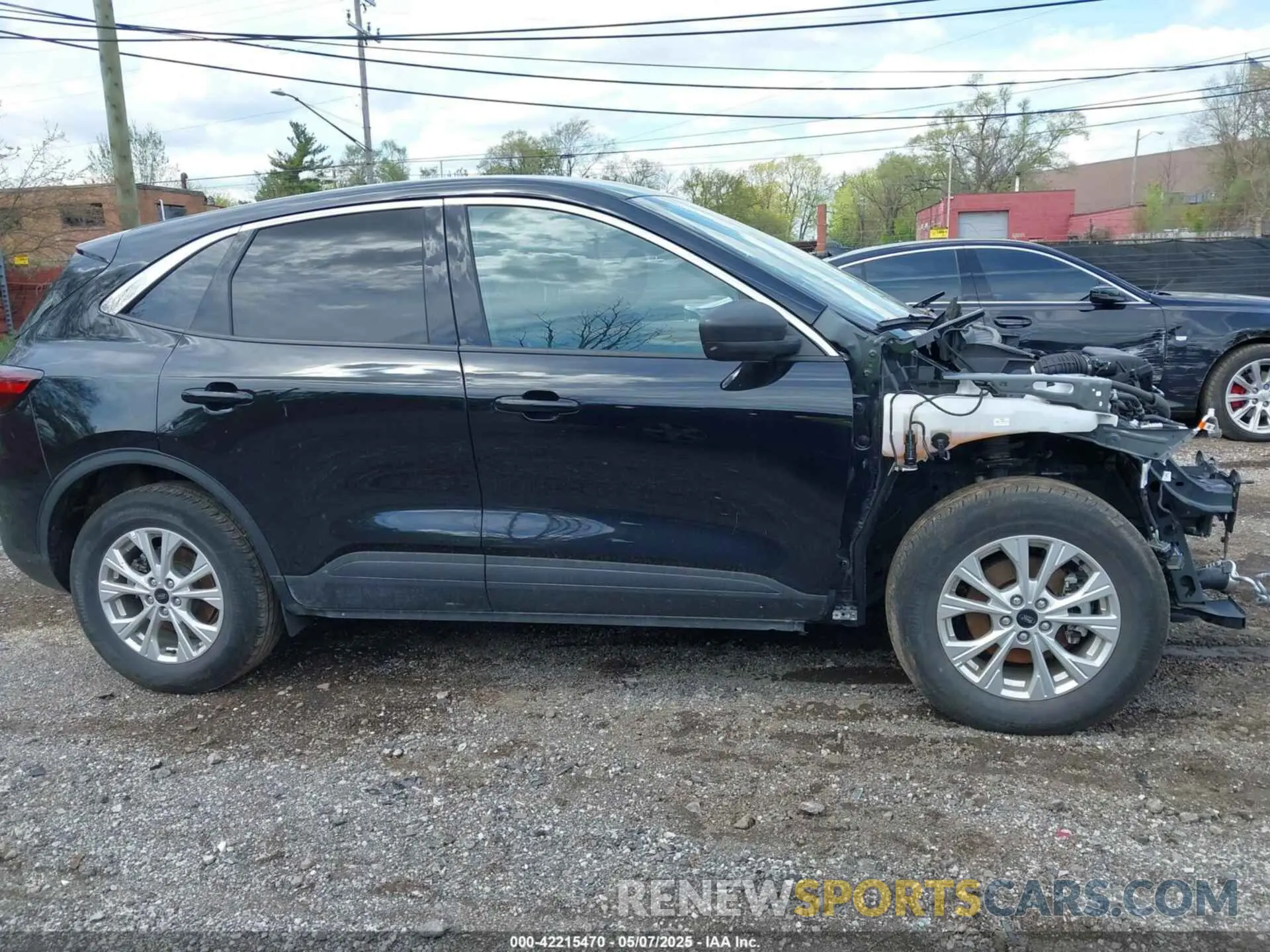 13 Photograph of a damaged car 1FMCU9GN7PUA25919 FORD ESCAPE 2023