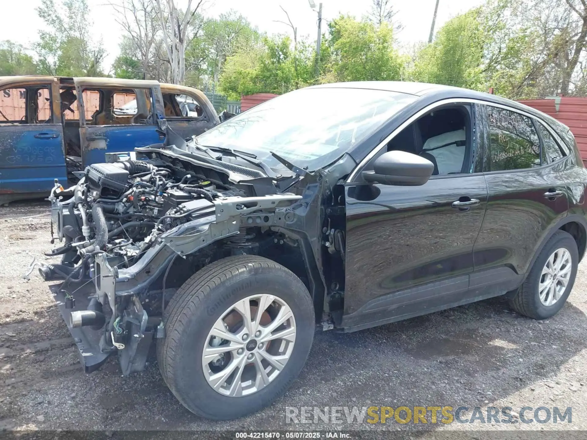 6 Photograph of a damaged car 1FMCU9GN7PUA25919 FORD ESCAPE 2023