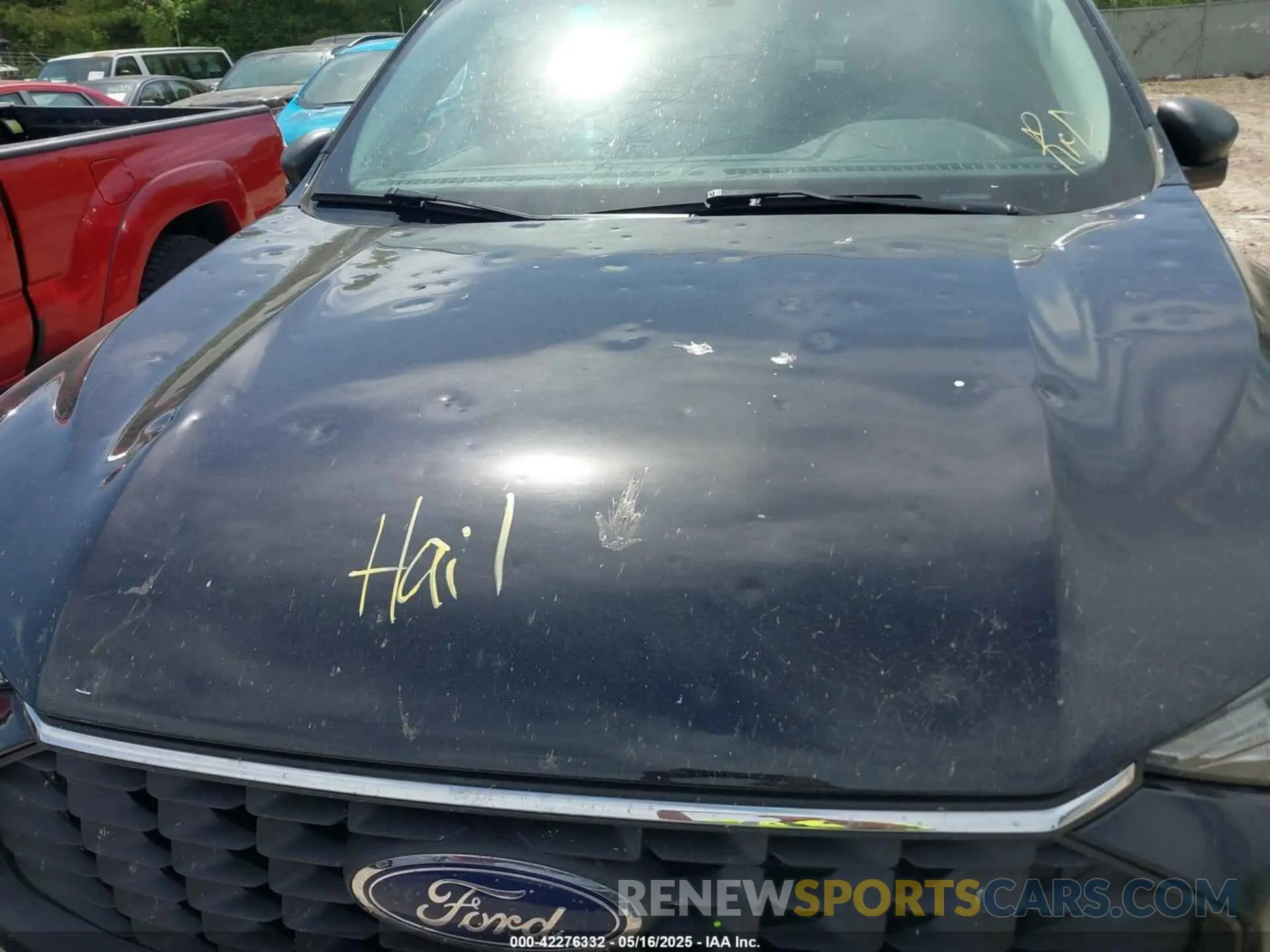 6 Photograph of a damaged car 1FMCU9GN7PUB17659 FORD ESCAPE 2023