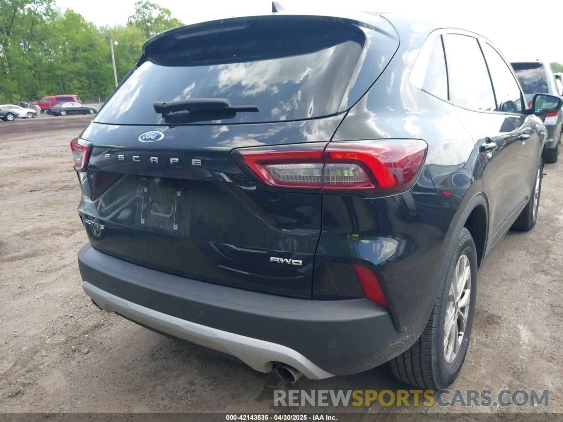16 Photograph of a damaged car 1FMCU9GN8PUA11513 FORD ESCAPE 2023