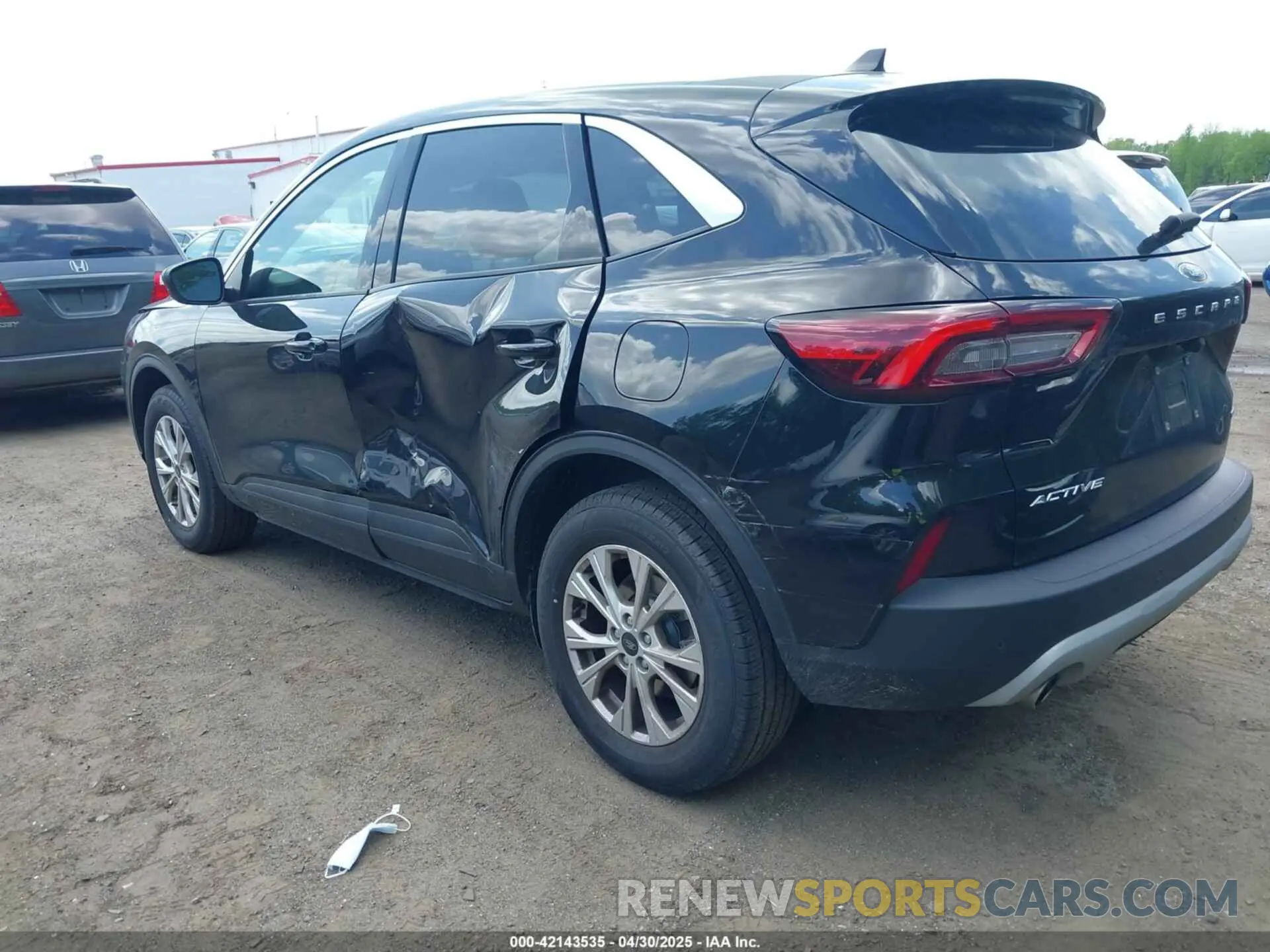 3 Photograph of a damaged car 1FMCU9GN8PUA11513 FORD ESCAPE 2023