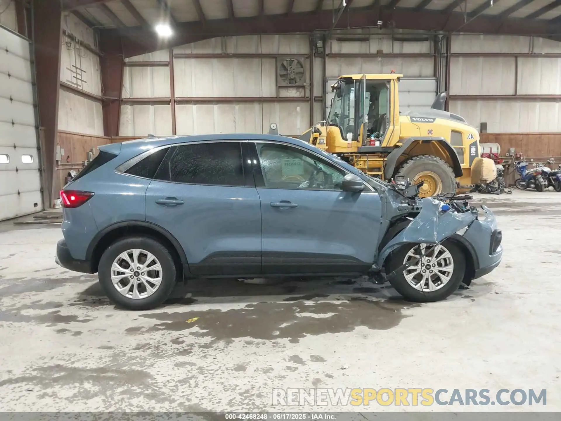 13 Photograph of a damaged car 1FMCU9GN8PUA12158 FORD ESCAPE 2023
