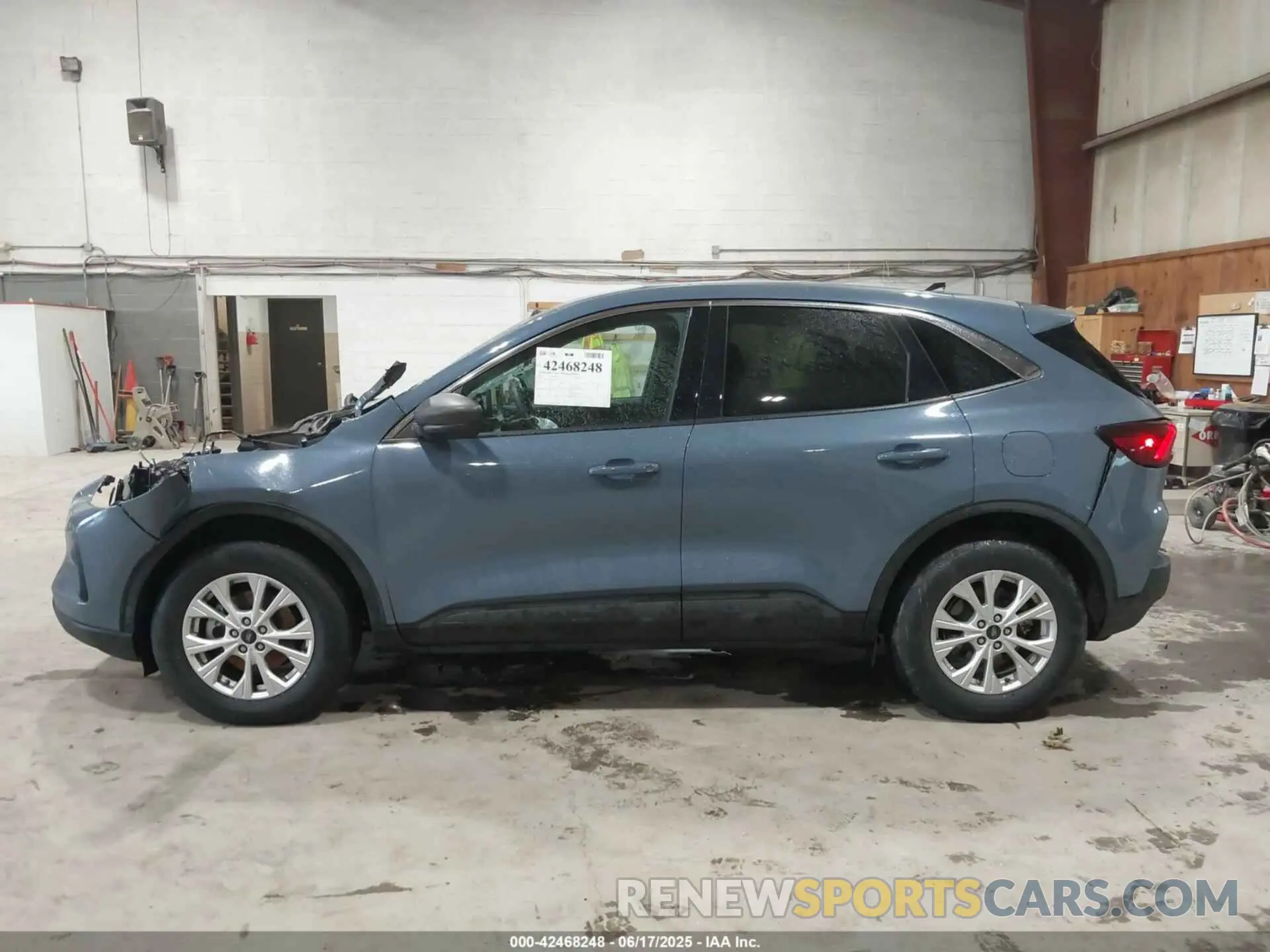 14 Photograph of a damaged car 1FMCU9GN8PUA12158 FORD ESCAPE 2023