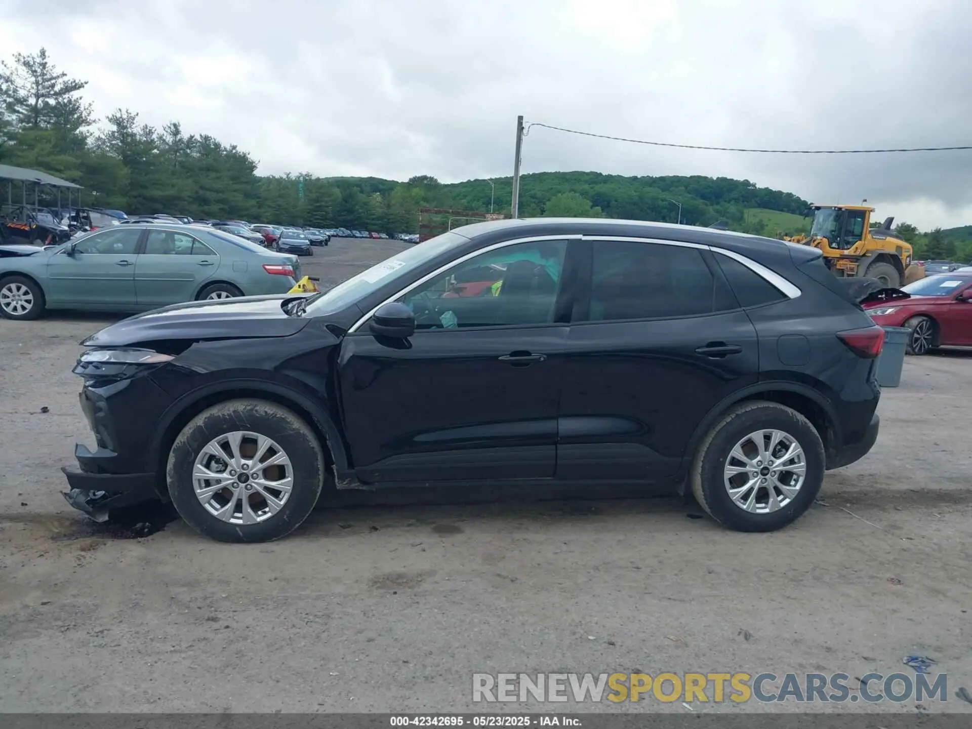 14 Photograph of a damaged car 1FMCU9GN8PUA48626 FORD ESCAPE 2023
