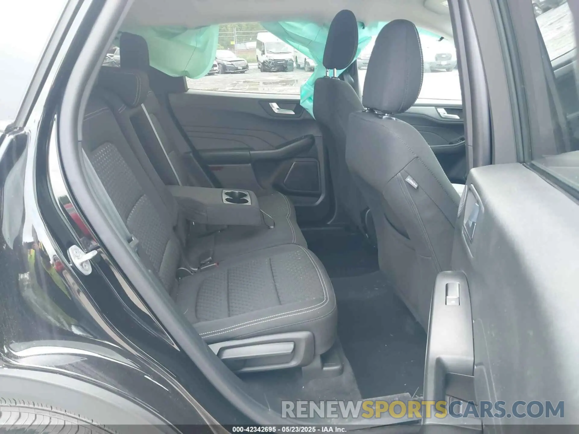 8 Photograph of a damaged car 1FMCU9GN8PUA48626 FORD ESCAPE 2023