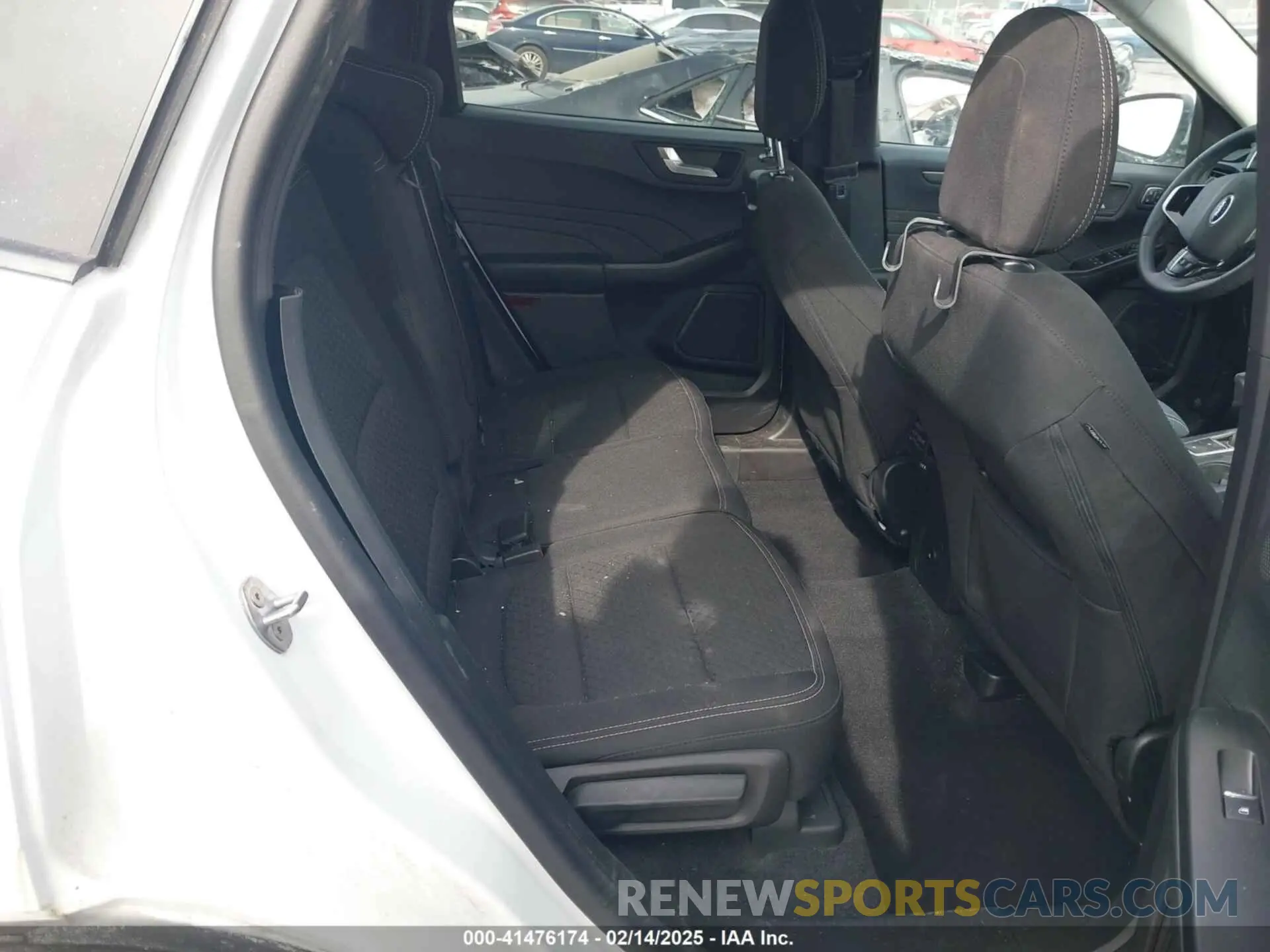 8 Photograph of a damaged car 1FMCU9GN8PUA62283 FORD ESCAPE 2023