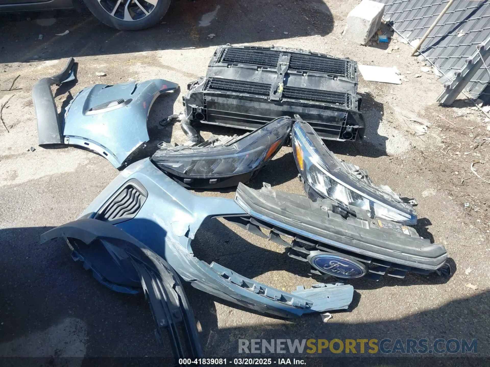 12 Photograph of a damaged car 1FMCU9GNXPUA13909 FORD ESCAPE 2023