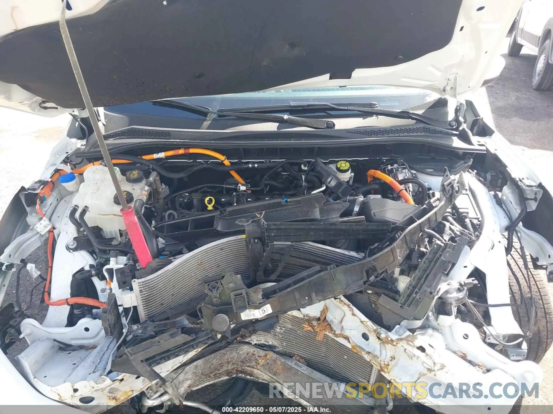 10 Photograph of a damaged car 1FMCU9JZ4PUA28708 FORD ESCAPE 2023