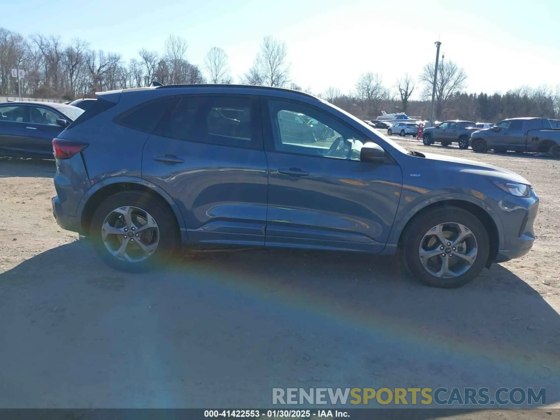 13 Photograph of a damaged car 1FMCU9MN0PUA35258 FORD ESCAPE 2023
