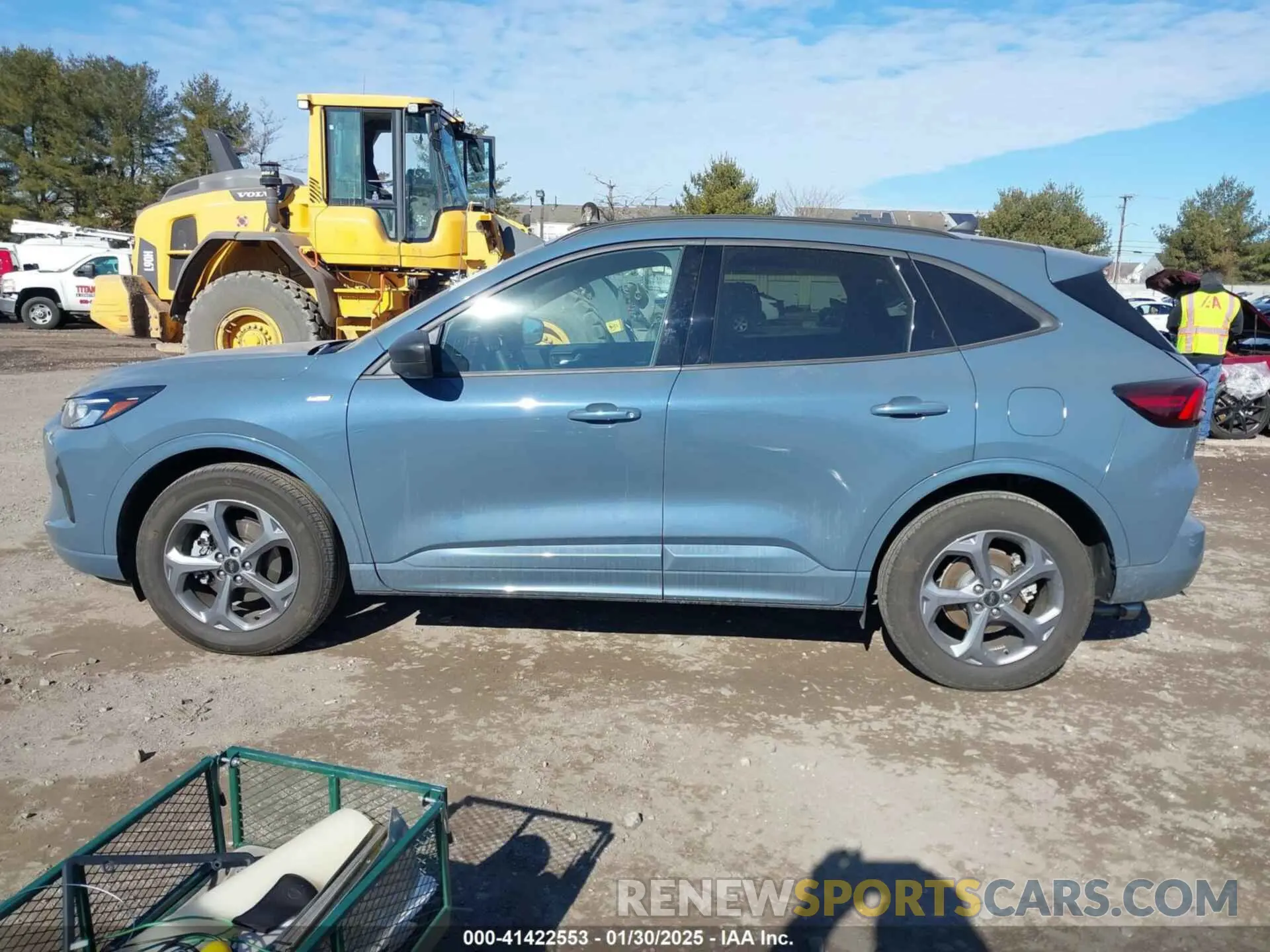 14 Photograph of a damaged car 1FMCU9MN0PUA35258 FORD ESCAPE 2023