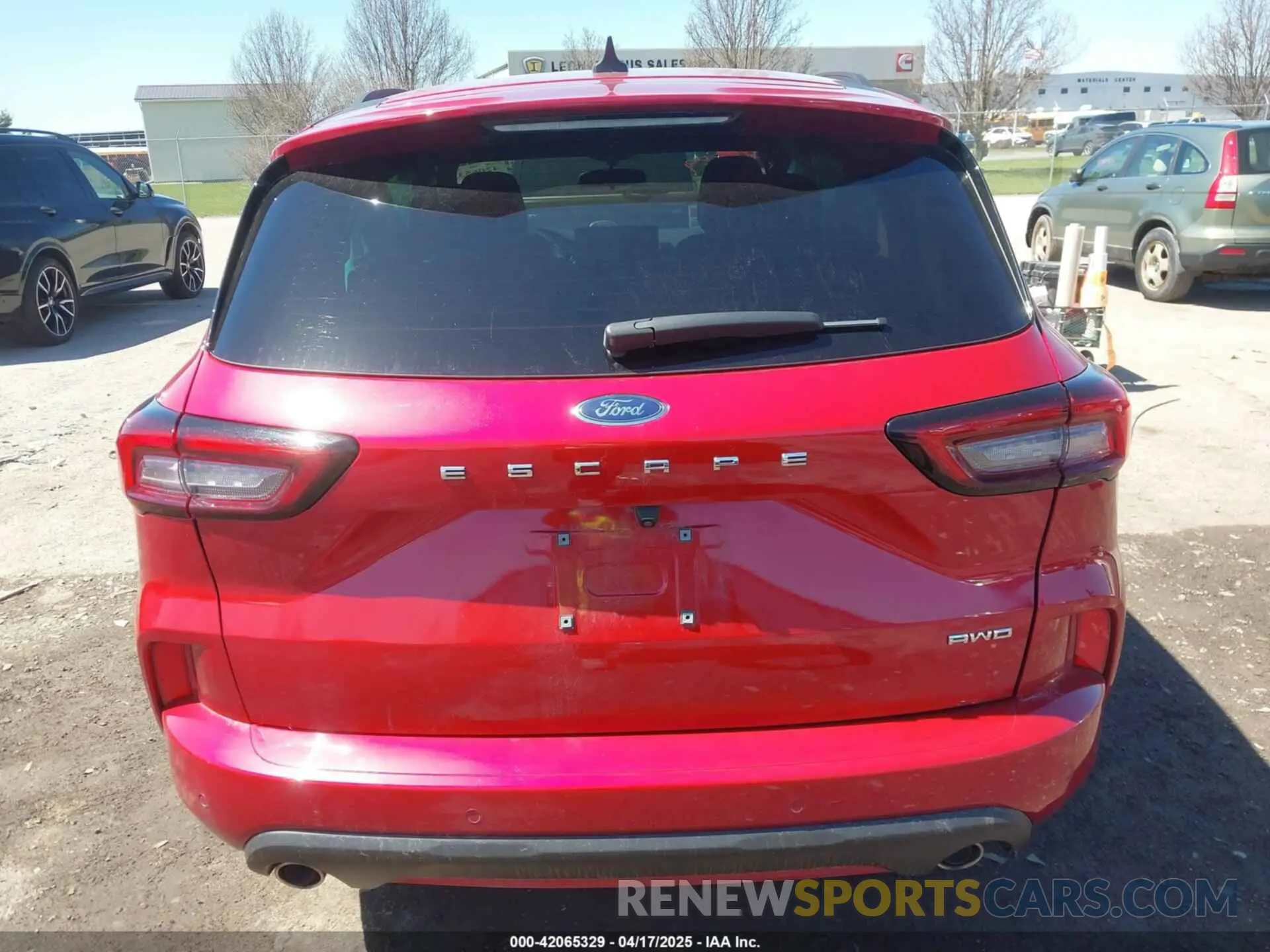 15 Photograph of a damaged car 1FMCU9MN2PUB28279 FORD ESCAPE 2023