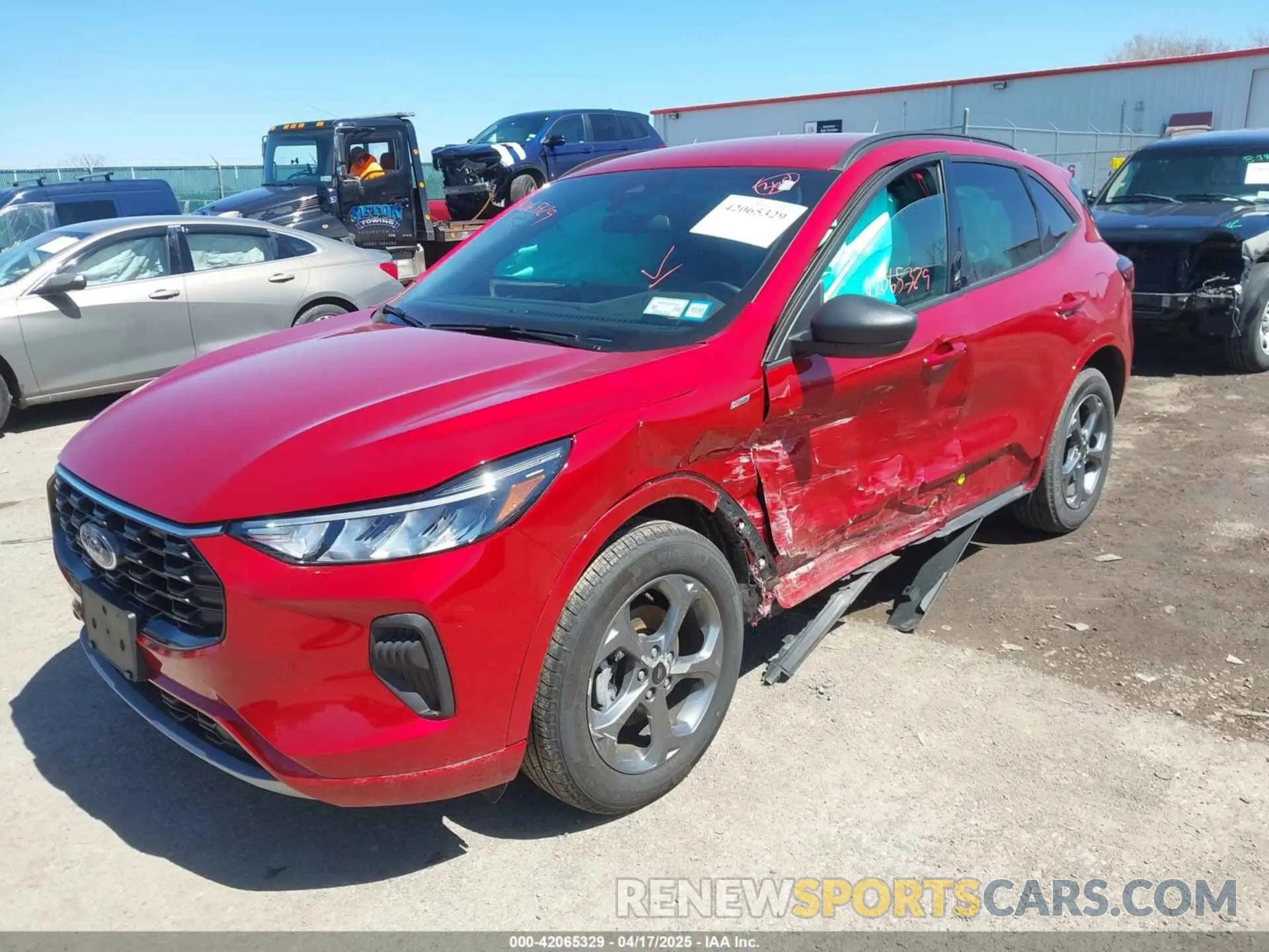 2 Photograph of a damaged car 1FMCU9MN2PUB28279 FORD ESCAPE 2023