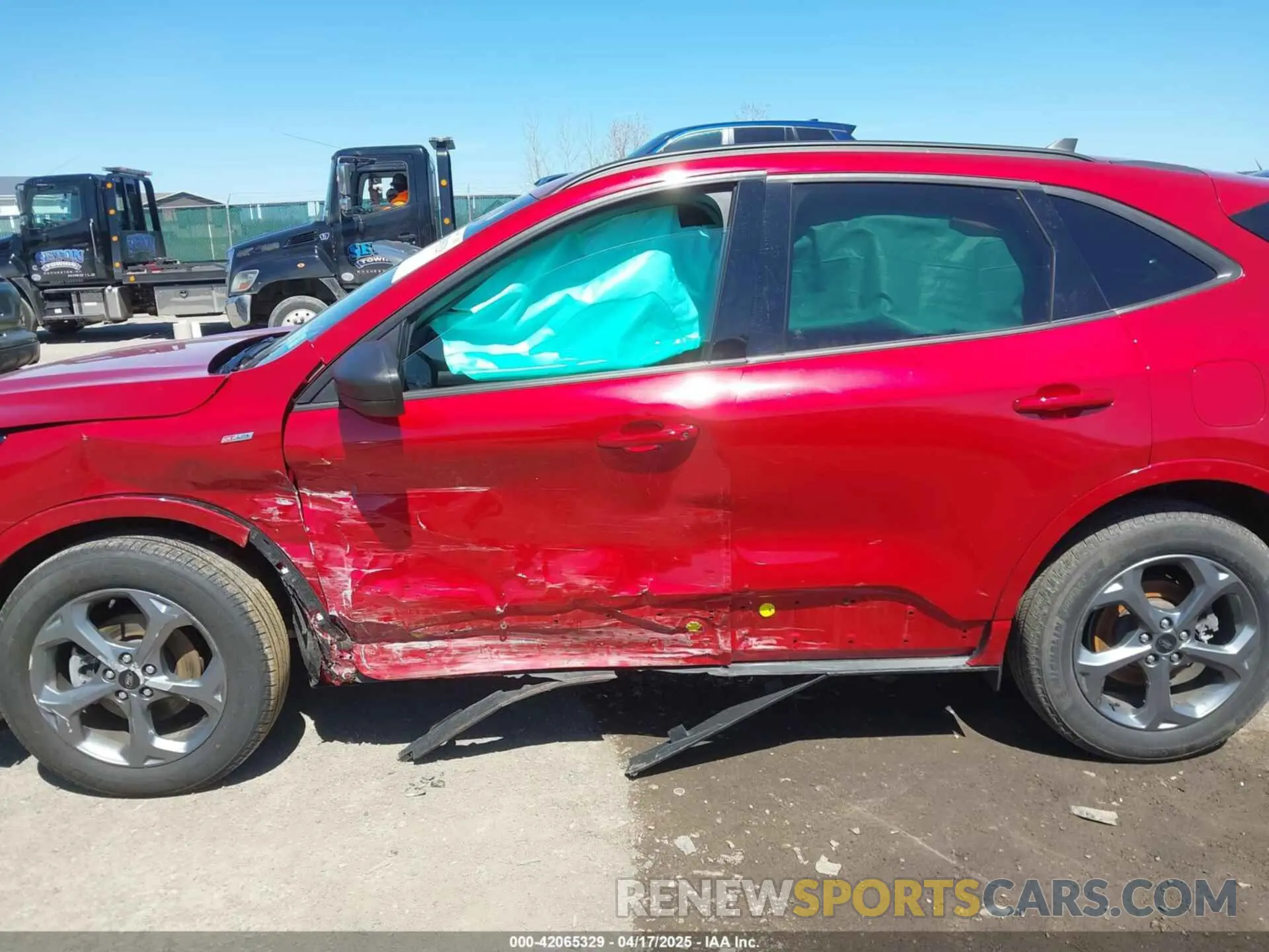 6 Photograph of a damaged car 1FMCU9MN2PUB28279 FORD ESCAPE 2023