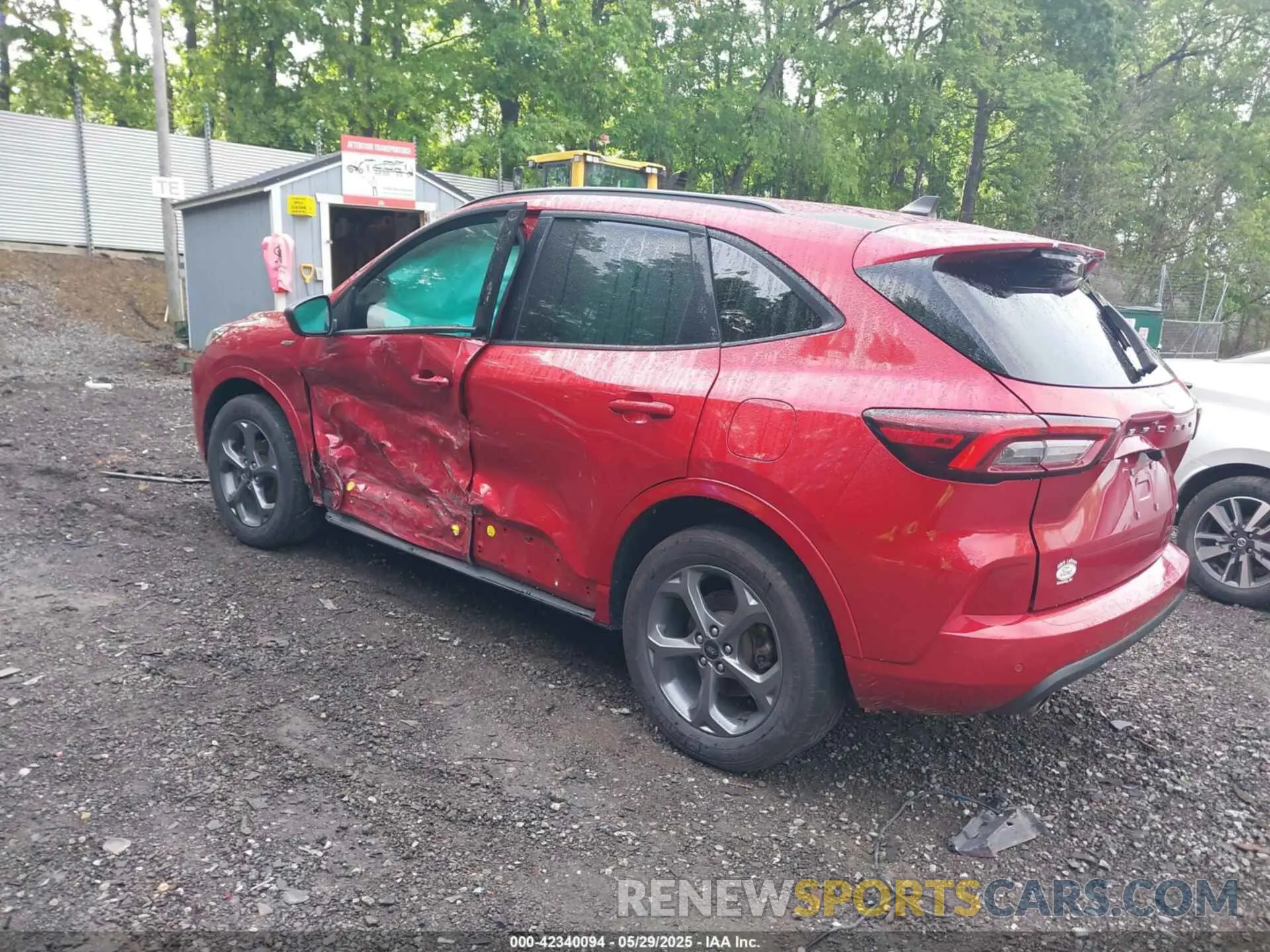3 Photograph of a damaged car 1FMCU9MN3PUA75172 FORD ESCAPE 2023