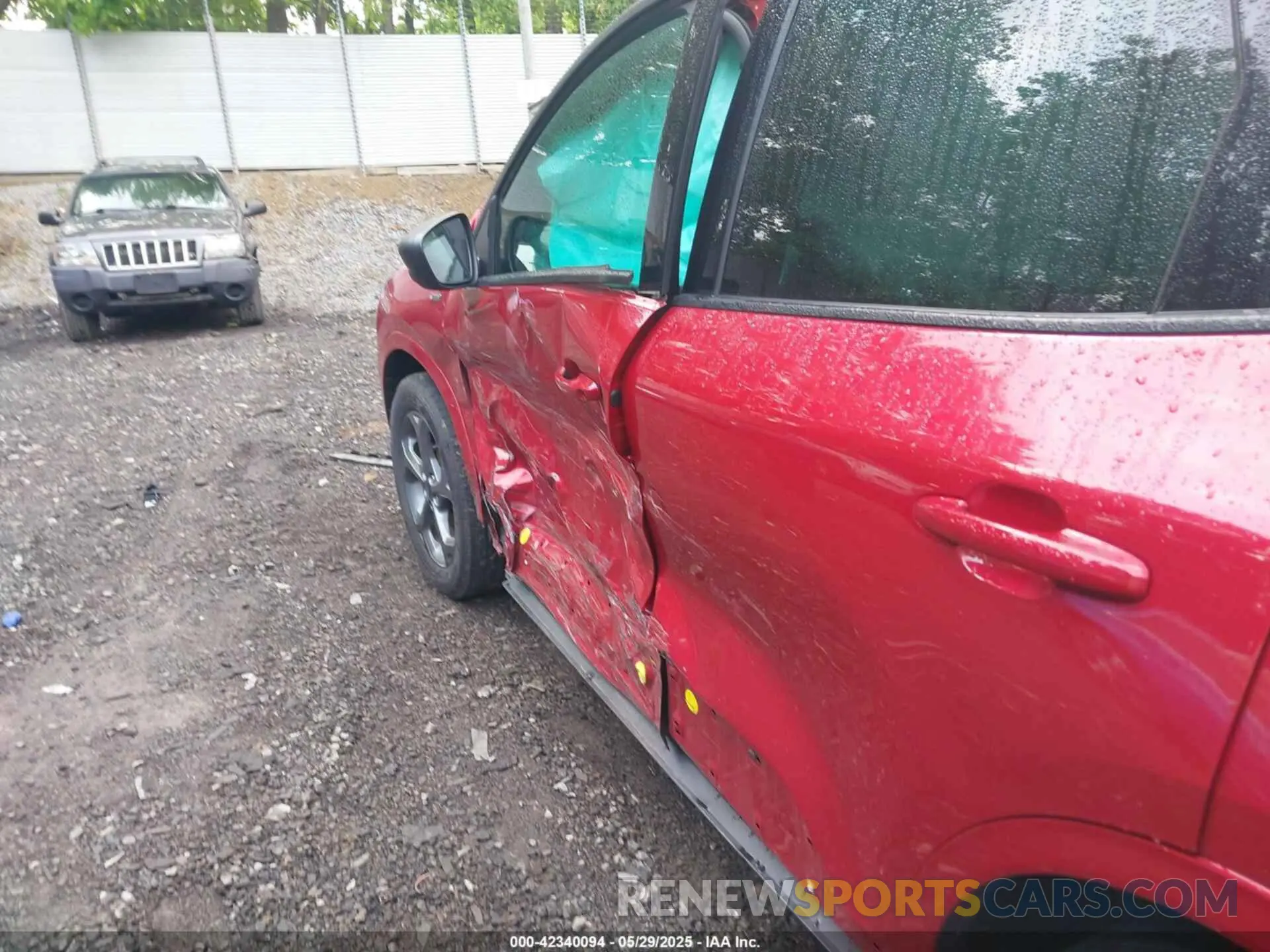 6 Photograph of a damaged car 1FMCU9MN3PUA75172 FORD ESCAPE 2023
