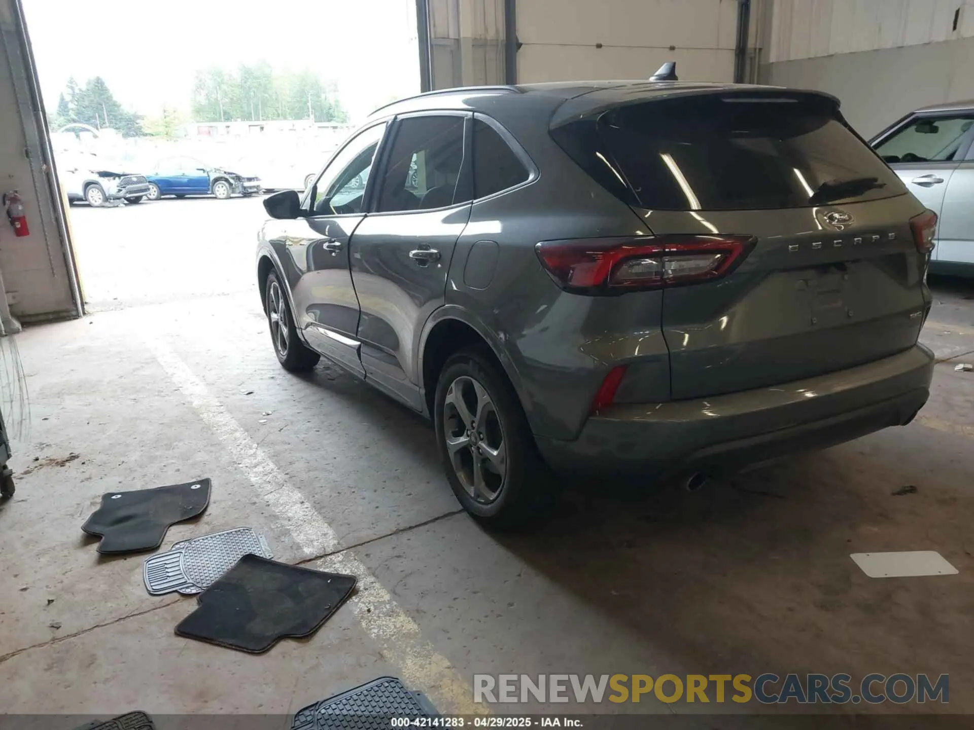 3 Photograph of a damaged car 1FMCU9MN6PUA10350 FORD ESCAPE 2023